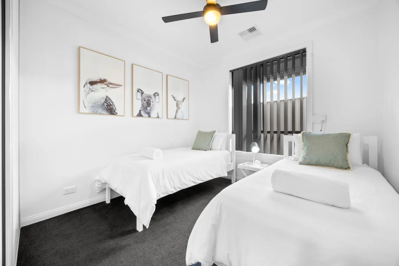 Largs Tides—Modern Stay Between Beach & Dining 15