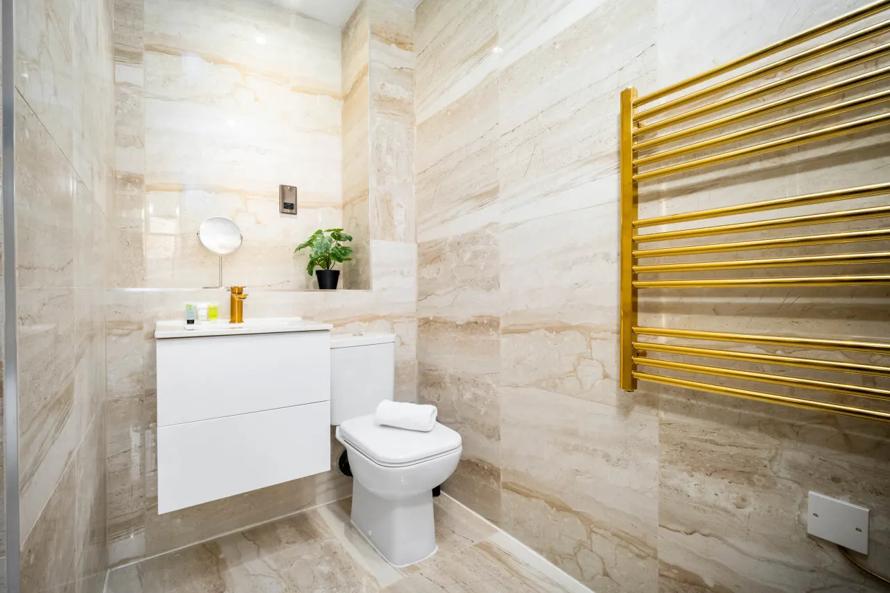 Stylish 2 Bed Apartment - Smart TV - WIFI - Jewellery Quarter 10A 17