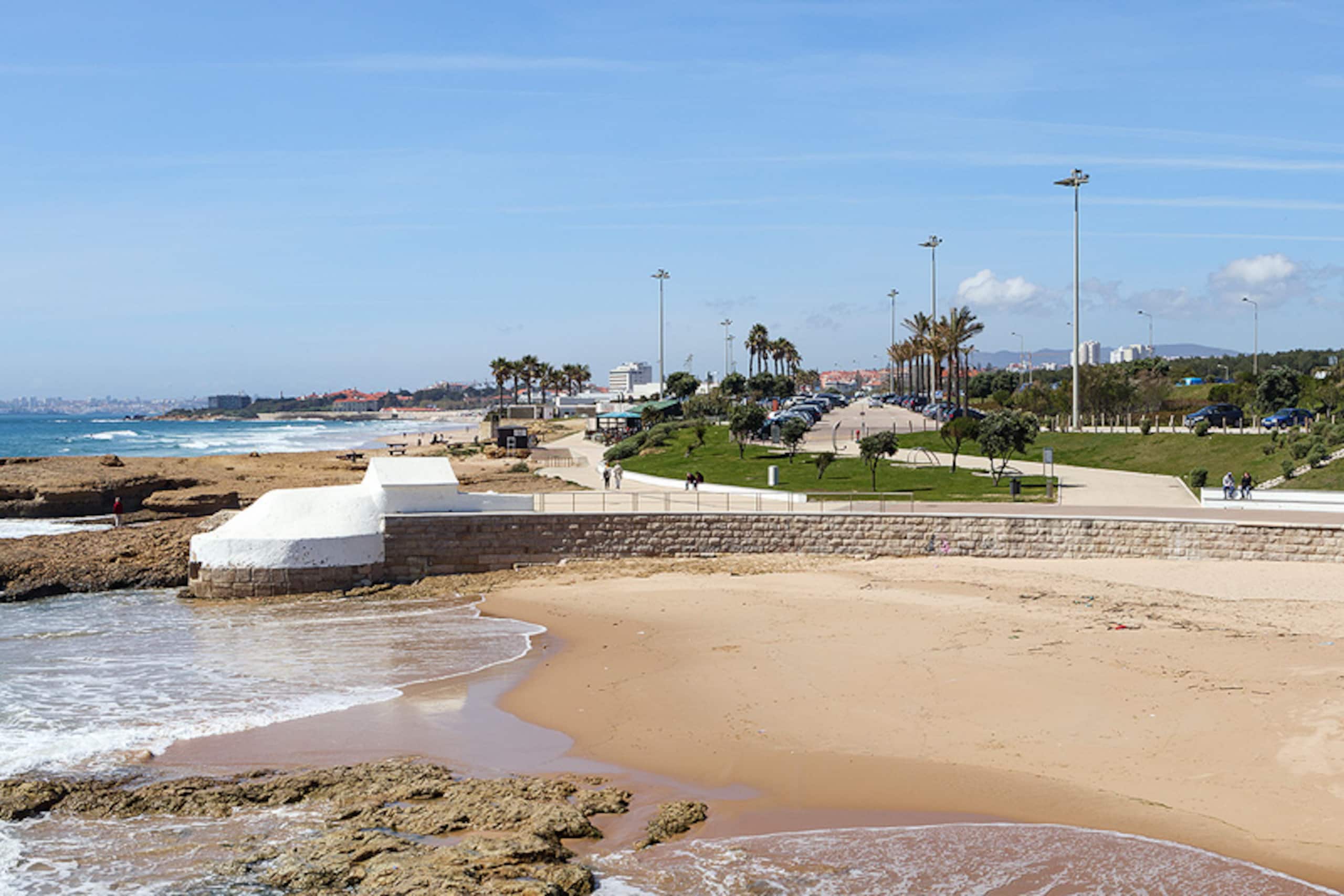 Carcavelos Loft & Patio 8