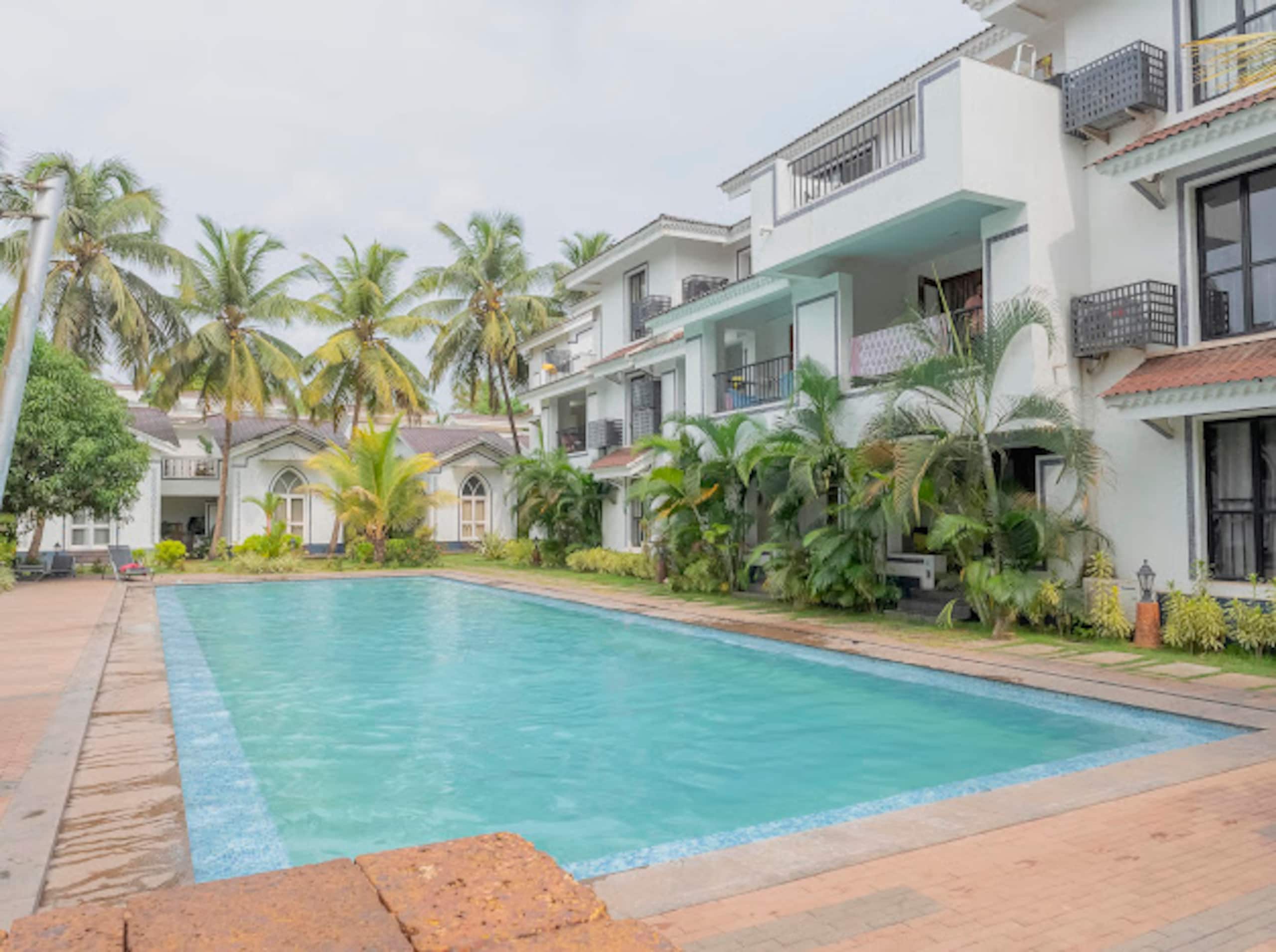 600 sq ft studio in the heart of Siolim with pool 28