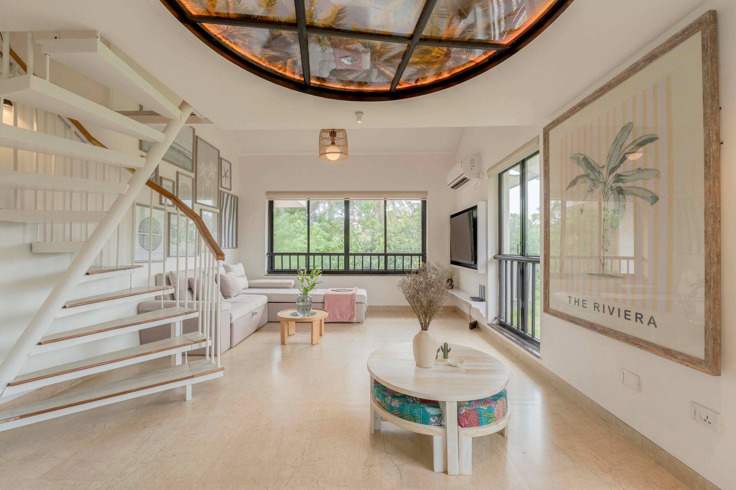 600 sq ft studio in the heart of Siolim with pool 15