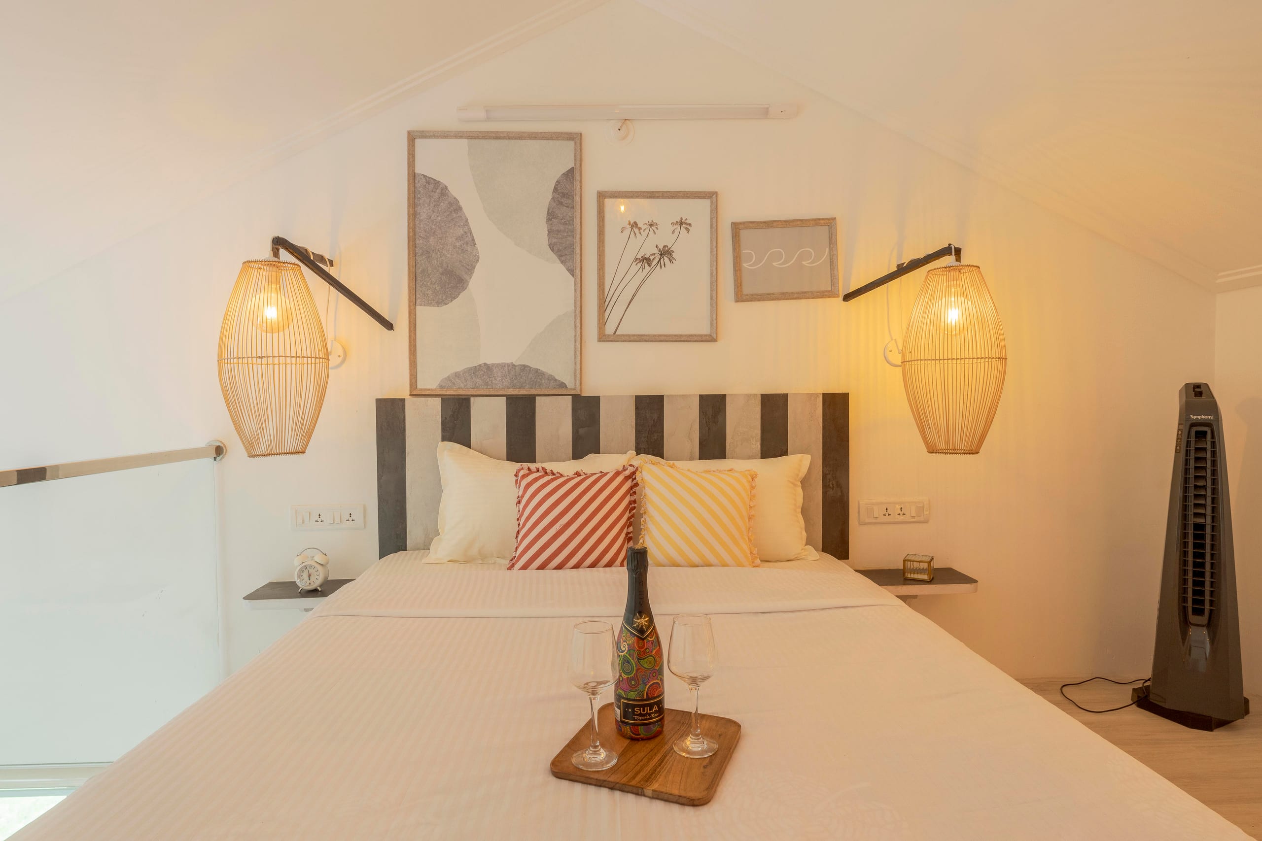 600 sq ft studio in the heart of Siolim with pool 22