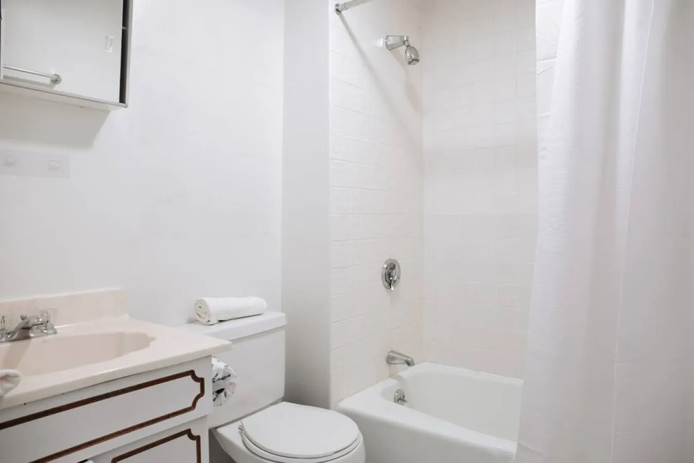 Cozy 1BDR Close to Fenway! 9