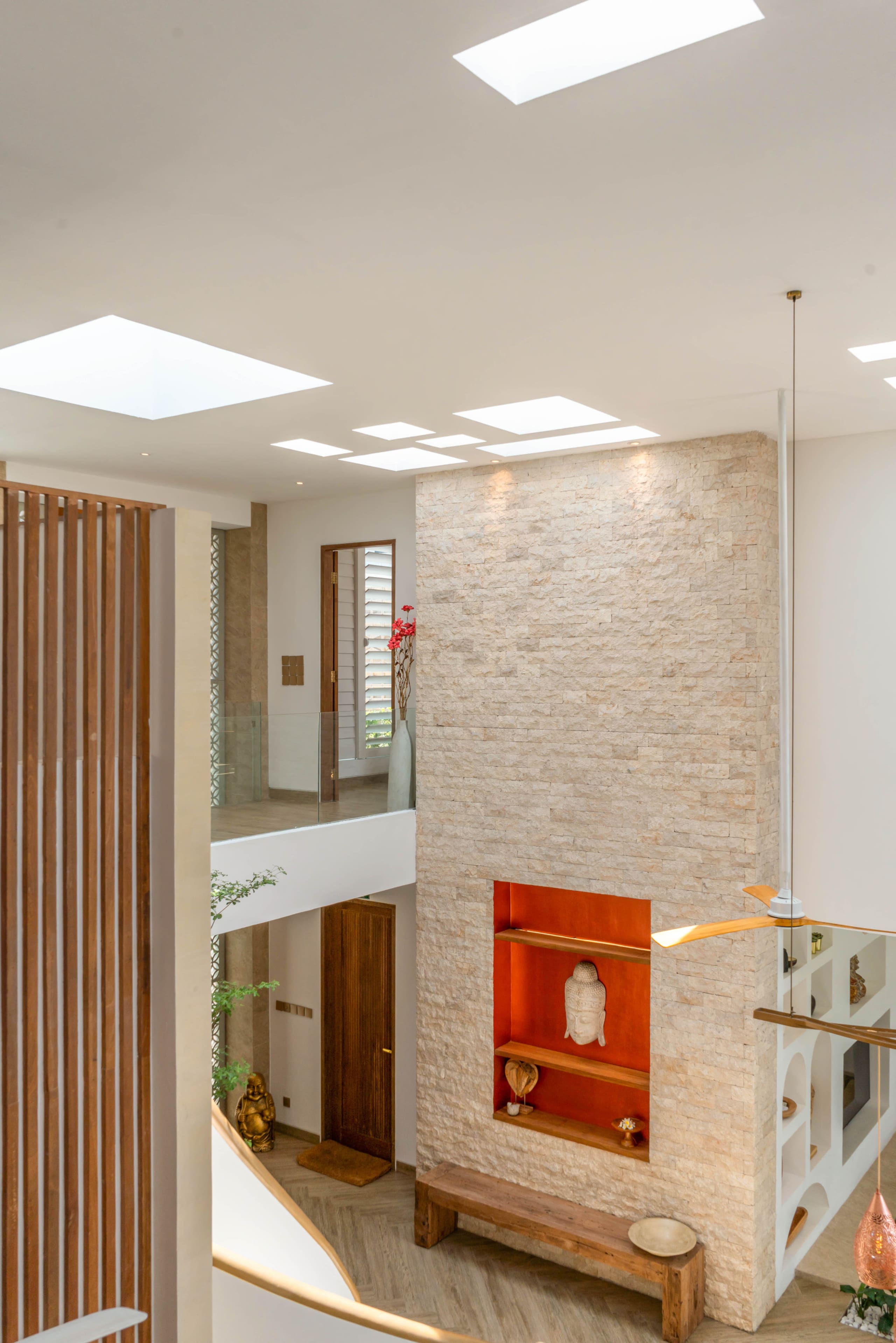 Luxurious New Designer Villa Next to the Beach 23