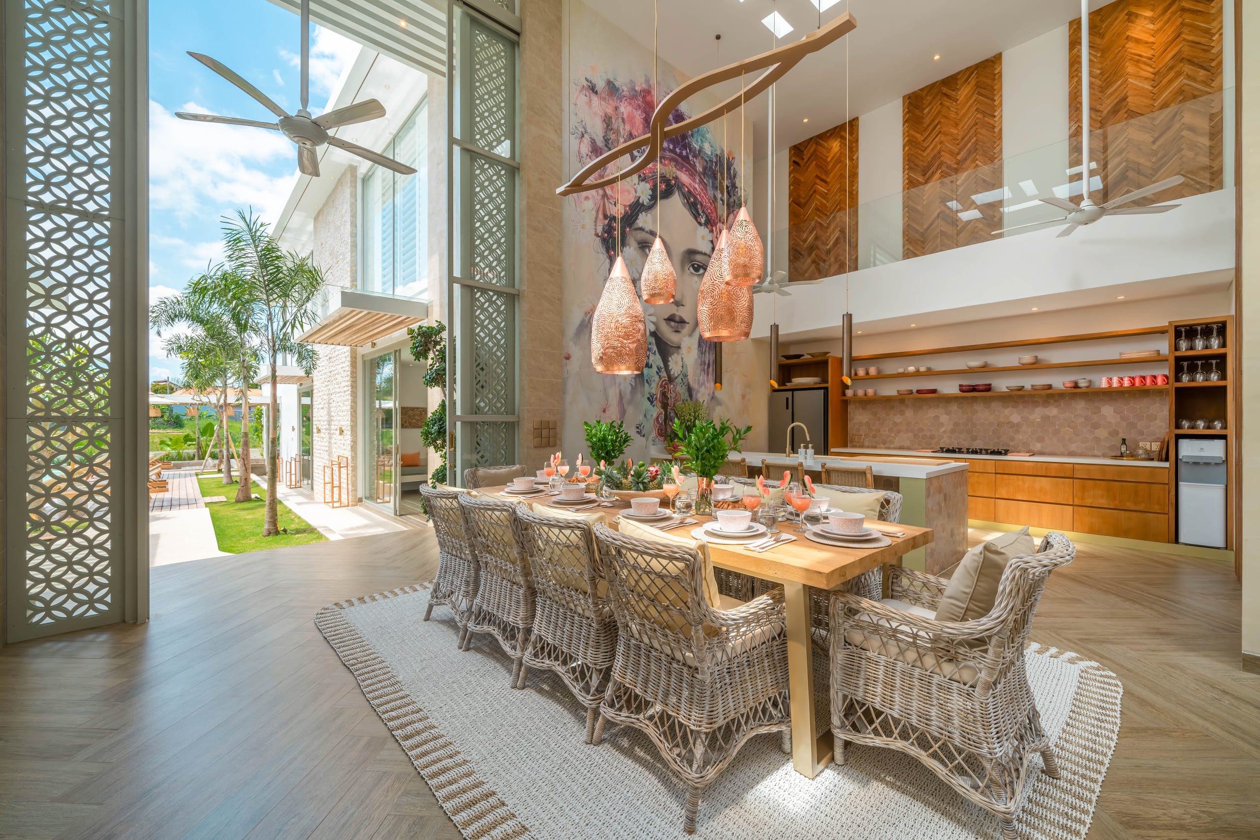 Luxurious New Designer Villa Next to the Beach 34