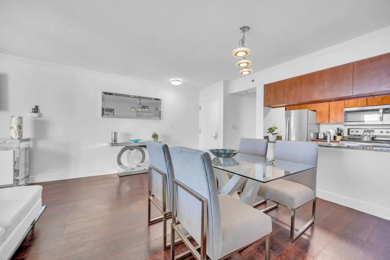 Ocean view unit in Brickell 5