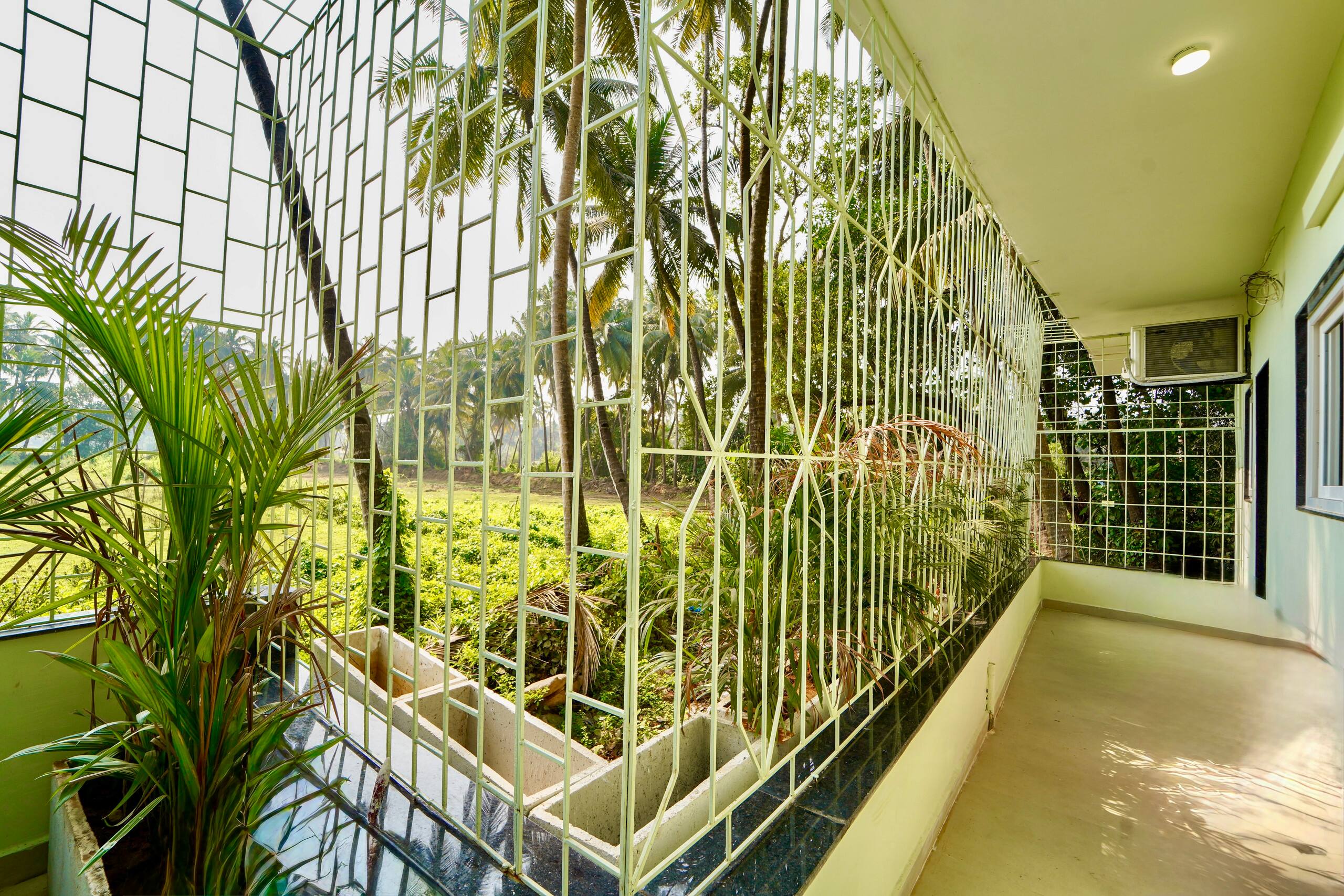 Cozy 2BHK apt in Morjim | 5 mins from Morjim beach 16