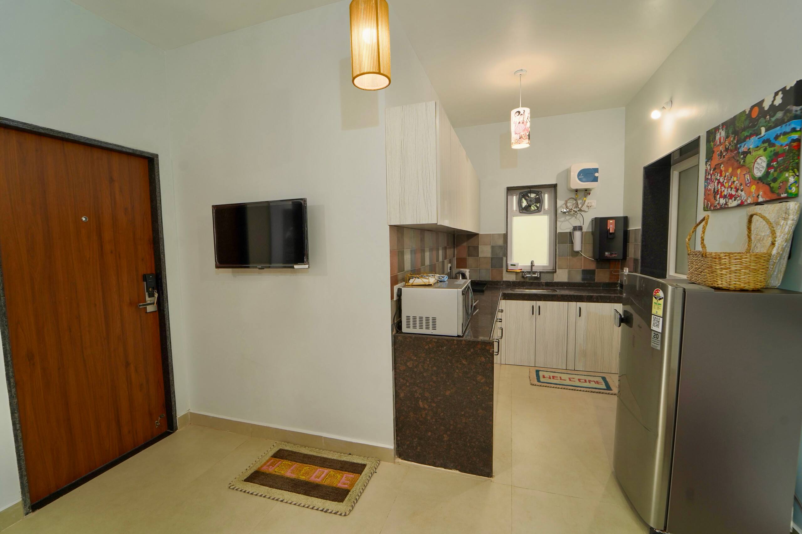 Cozy 2BHK apt in Morjim | 5 mins from Morjim beach 4