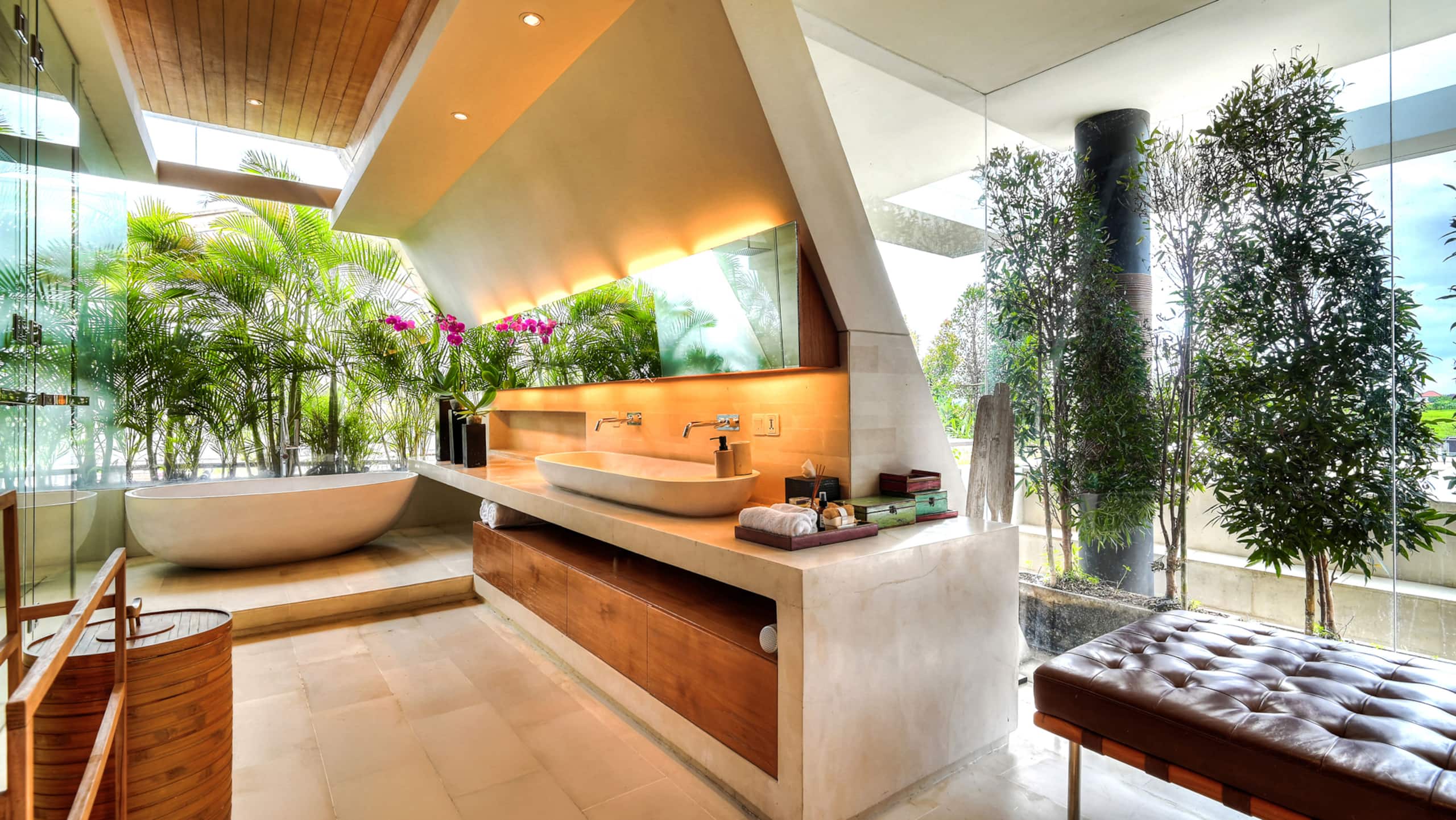 The Iman Villa by Elite Havens, 5BR, Canggu w/chef 7
