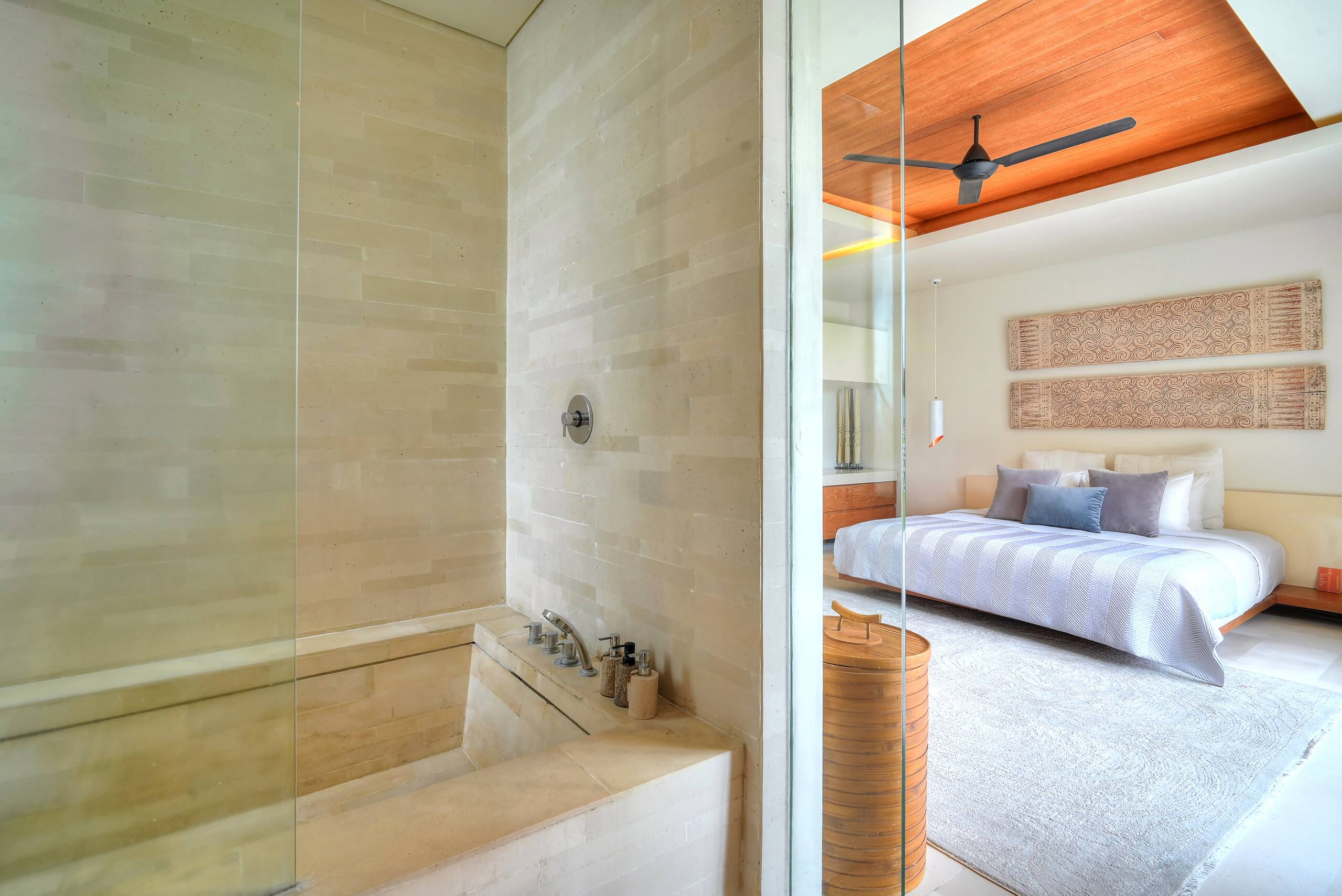 The Iman Villa by Elite Havens, 5BR, Canggu w/chef 19