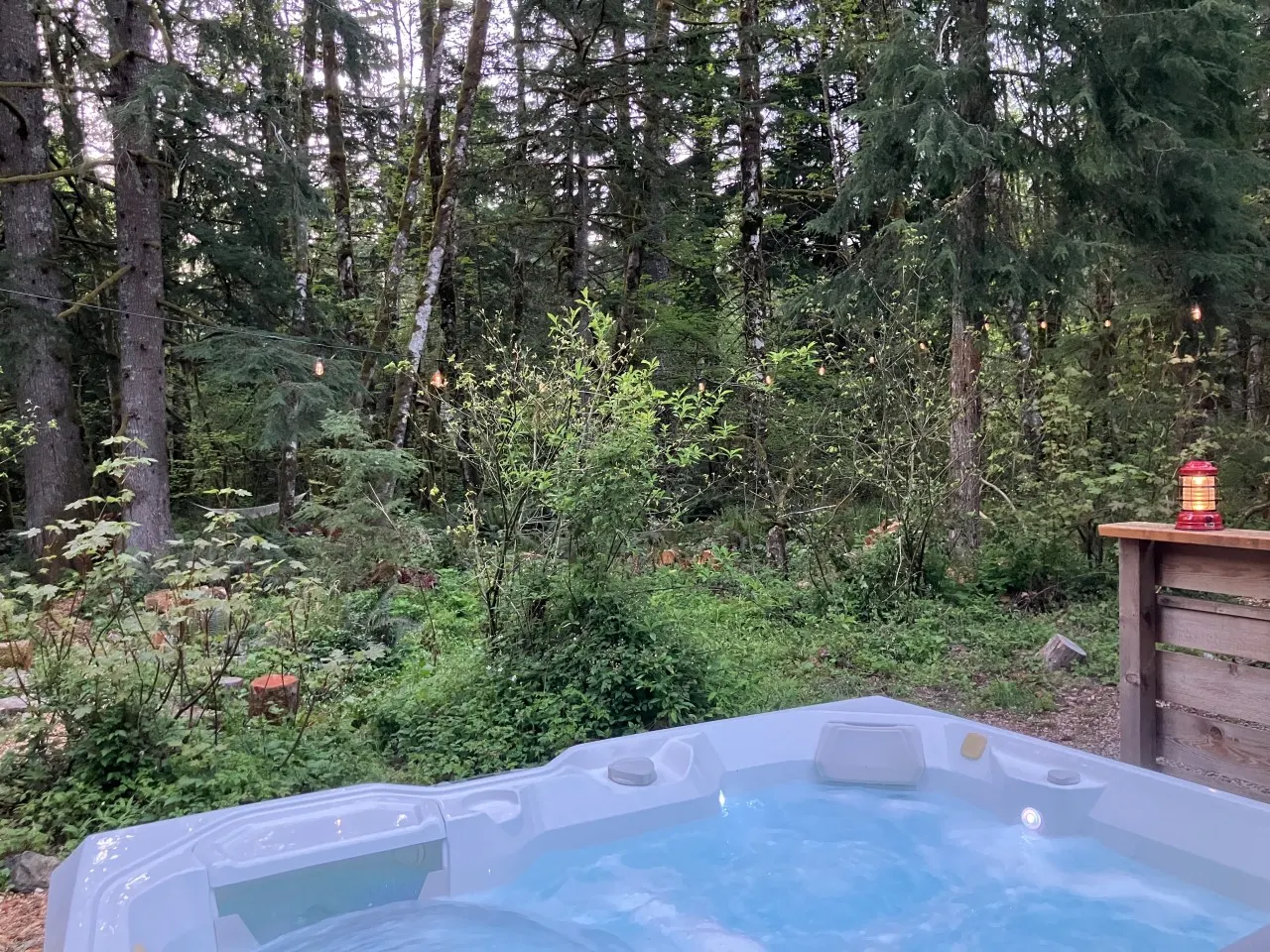 WILDWOOD BASECAMP: Hot Tub, 1.6 acres + BUNKHOUSE Lounge — photo 2