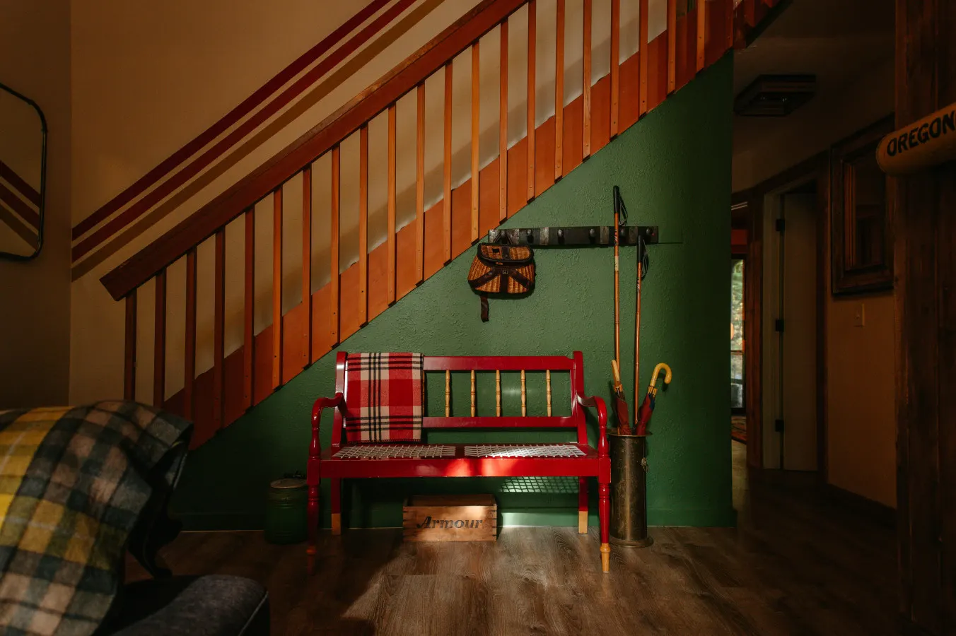 WILDWOOD BASECAMP: Hot Tub, 1.6 acres + BUNKHOUSE Lounge 15