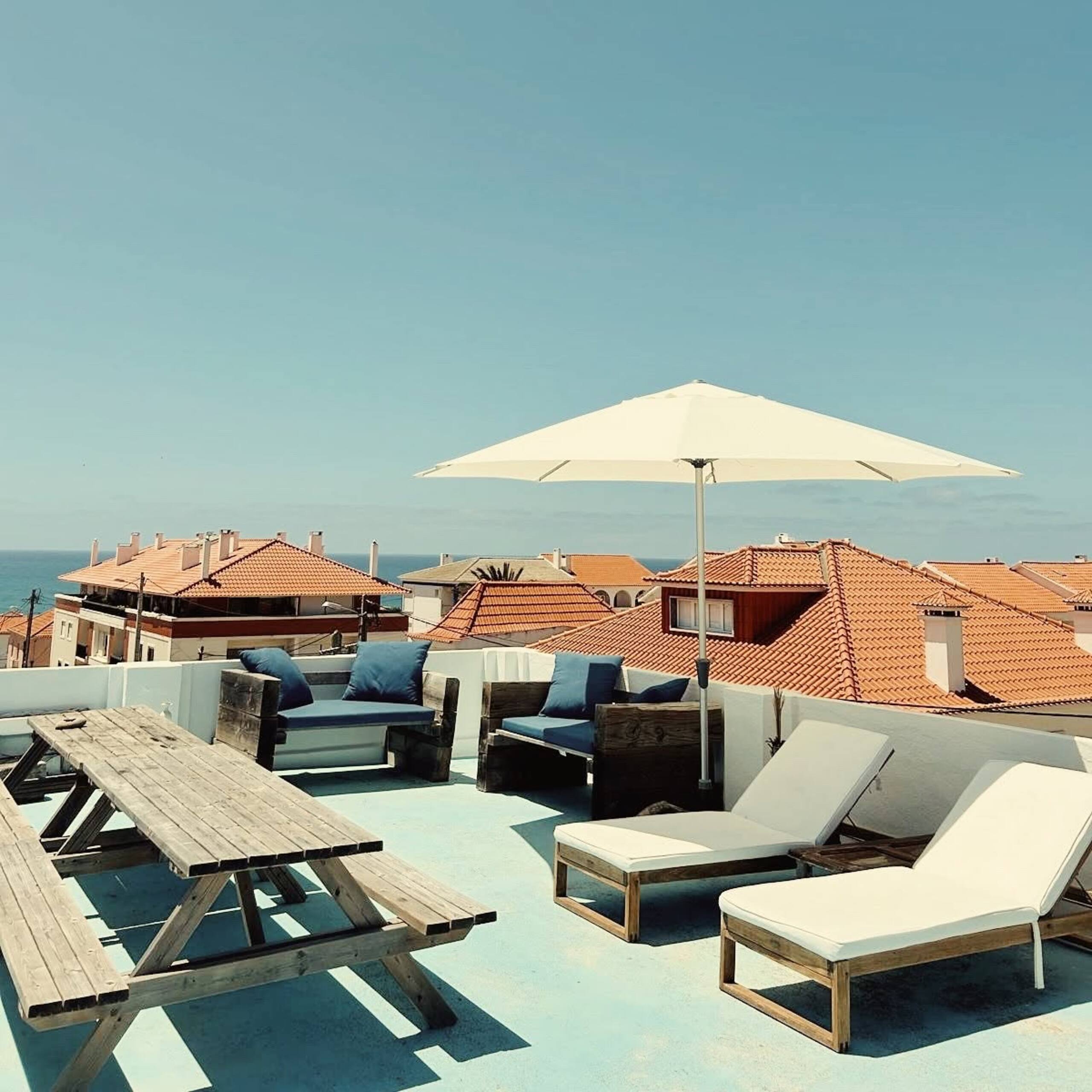 Double room Boutique Surf lodge 200m to Beach 8