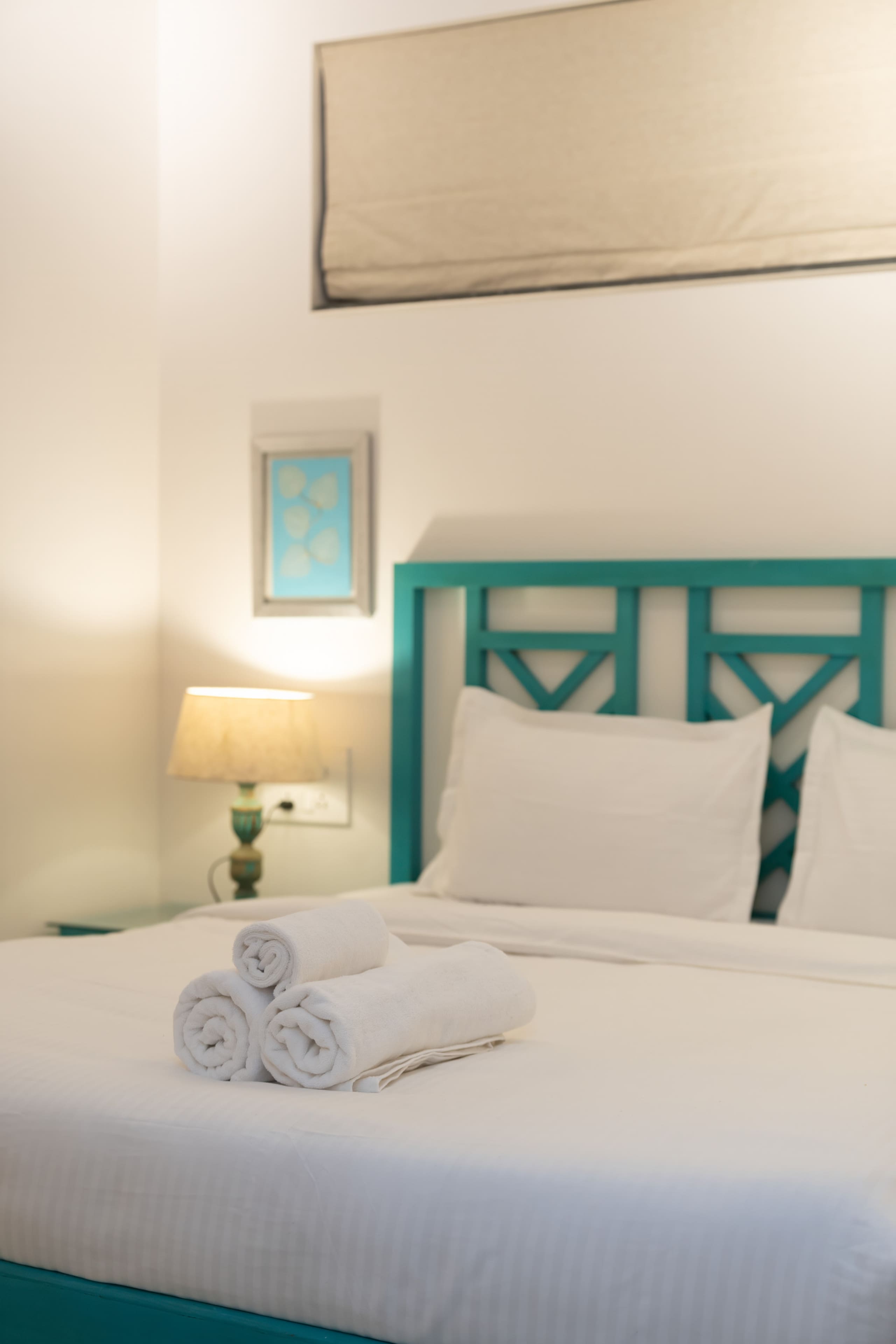 Sereno Siesta 2bhk cosy apt w/balcony swing & pool 28