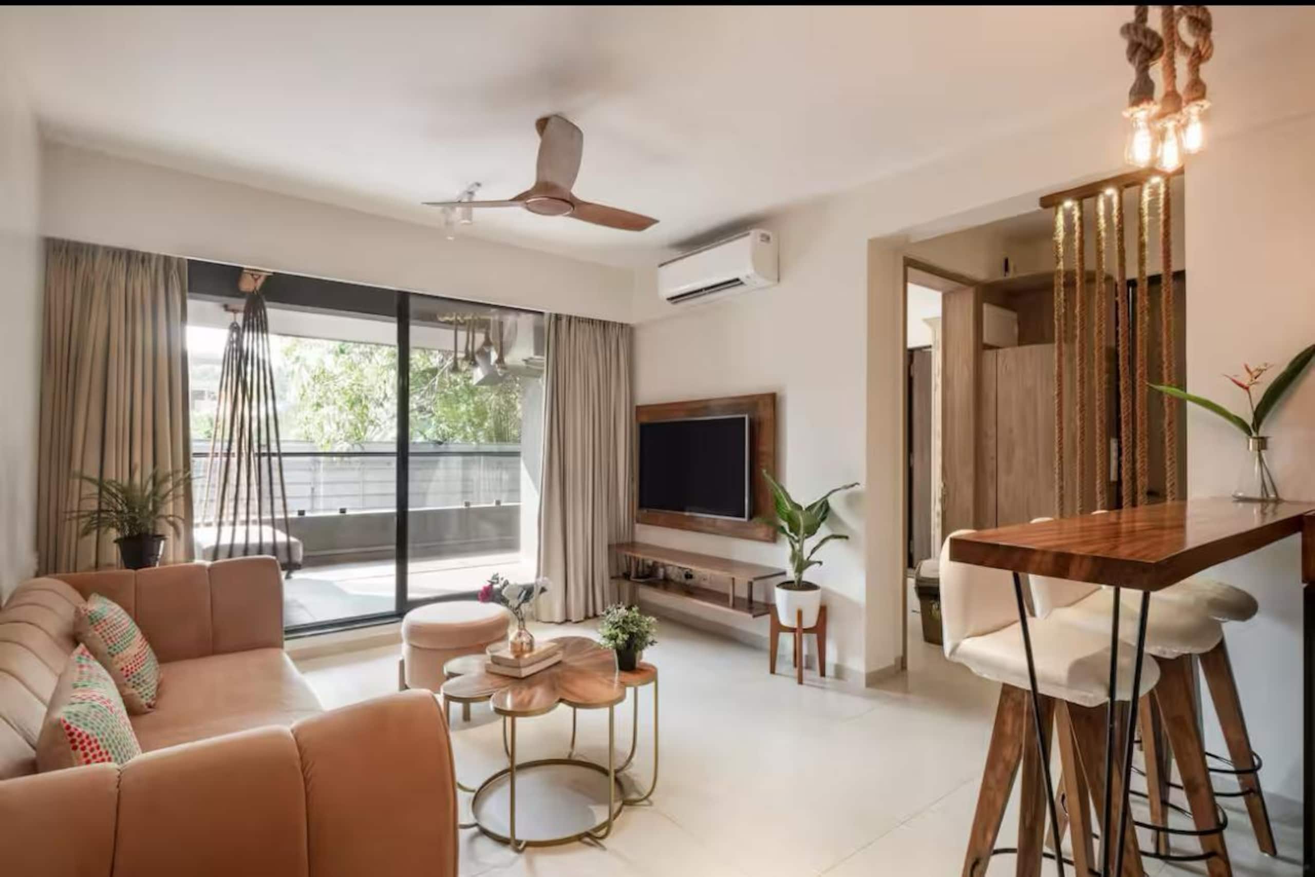 Sereno Siesta 2bhk cosy apt w/balcony swing & pool