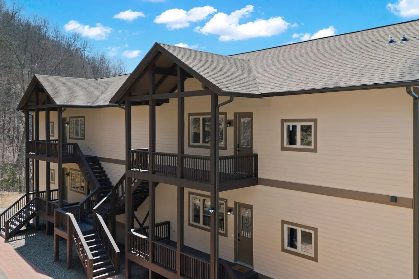 Mountain Sanctuary Balcony w/ View & Grill 19