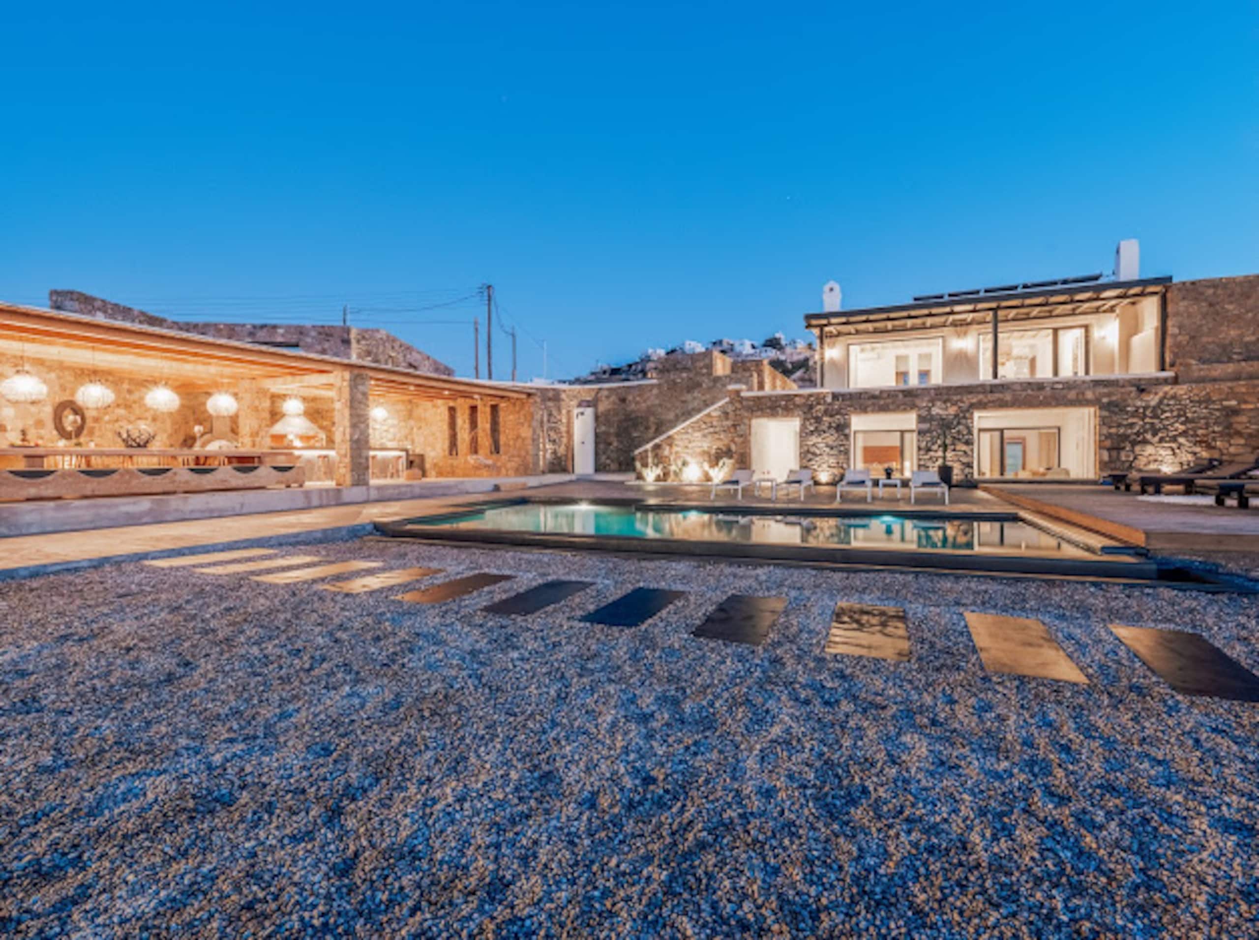Shark Luxury Villa 32