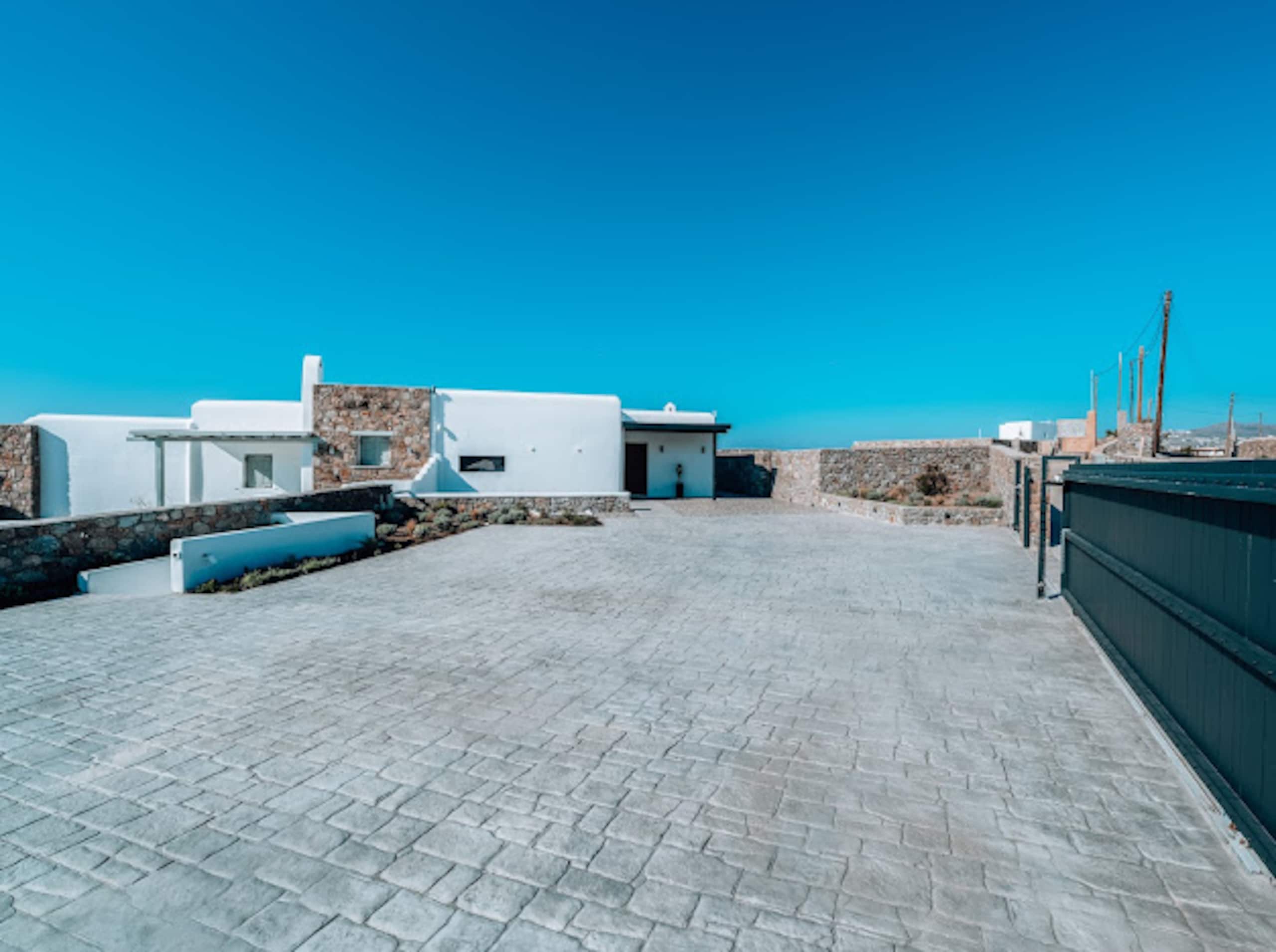 Shark Luxury Villa 18