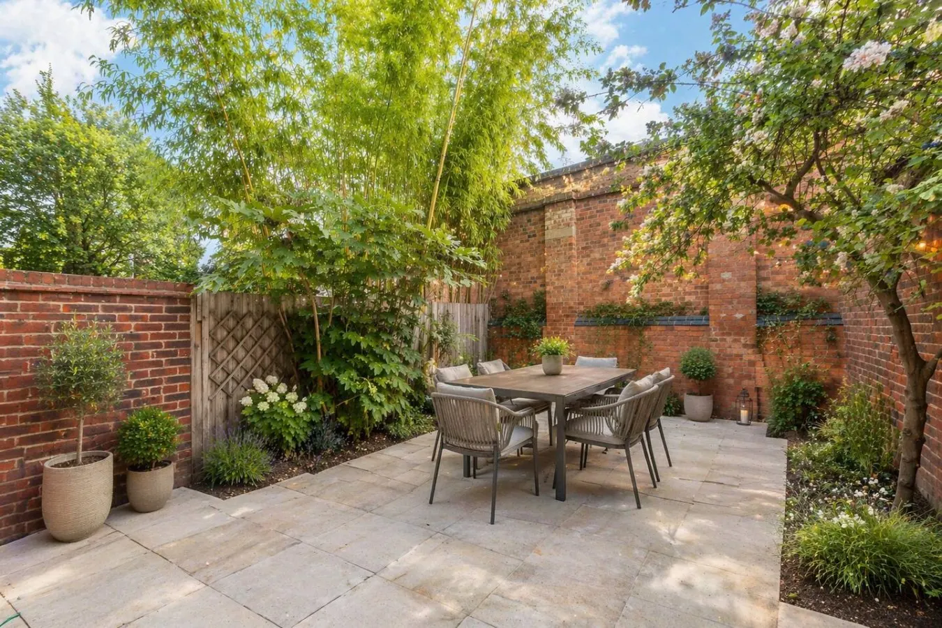 Chelsea Townhouse | Garden & Roof Terrace | Pet Friendly