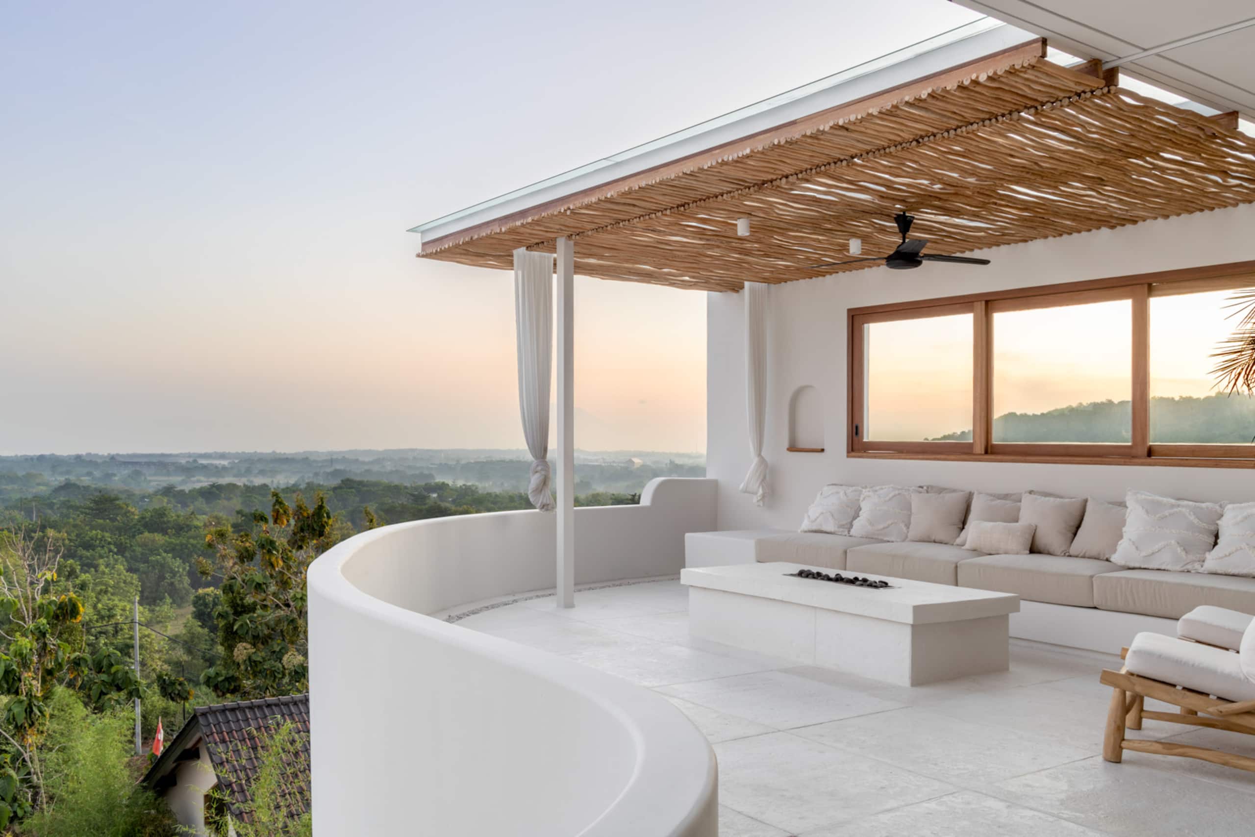 Zyloh Mansion - New, Luxury, Sea View Villa Bingin — photo 2