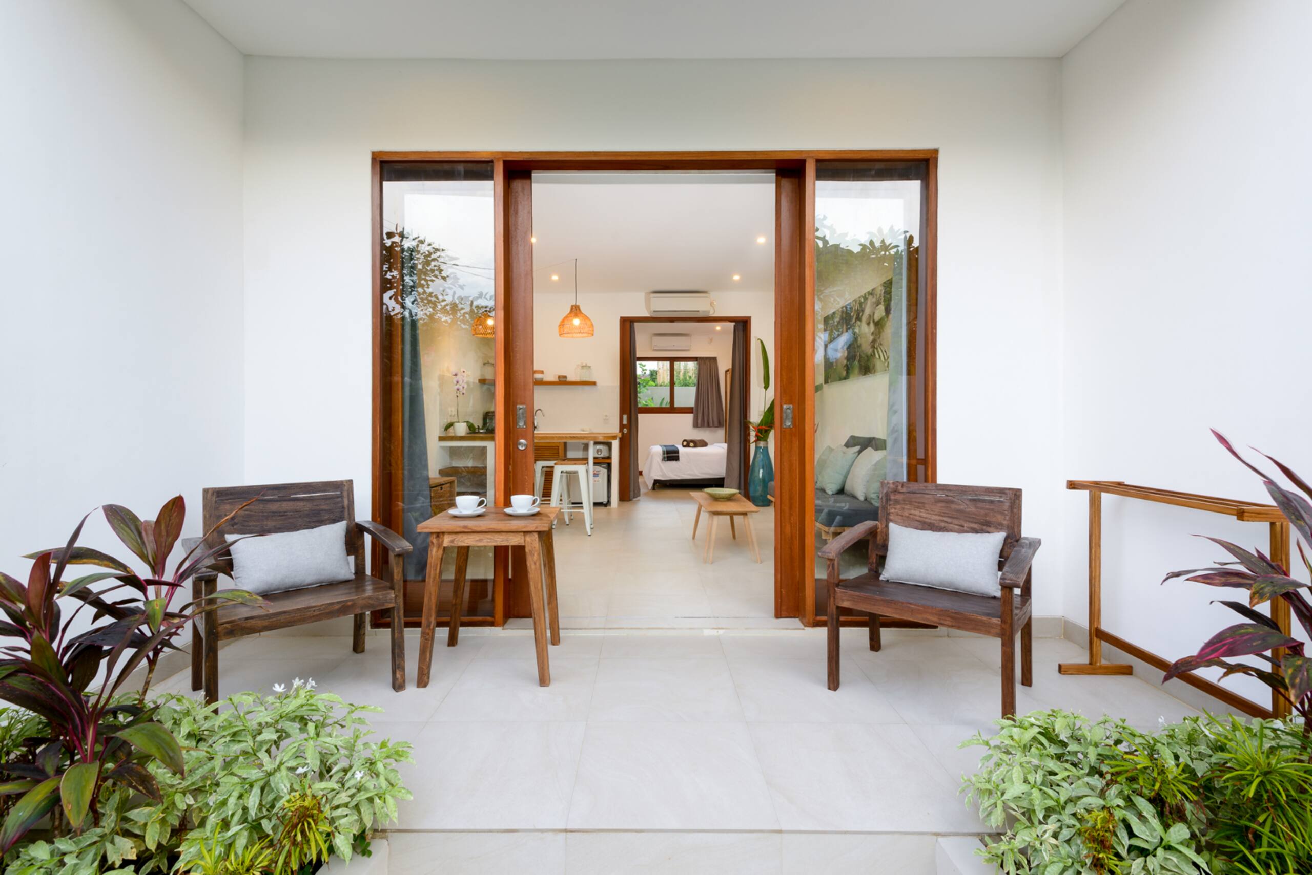 EchoBeachApartment 1BR Private Quiet 100m to beach 8