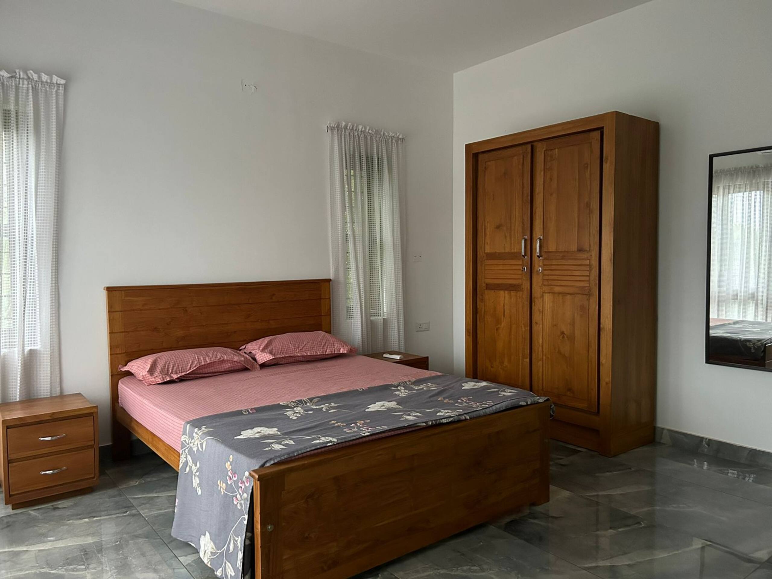 Thomaskutty Villa, 3BHK @ Calicut, Near Med Clg 10
