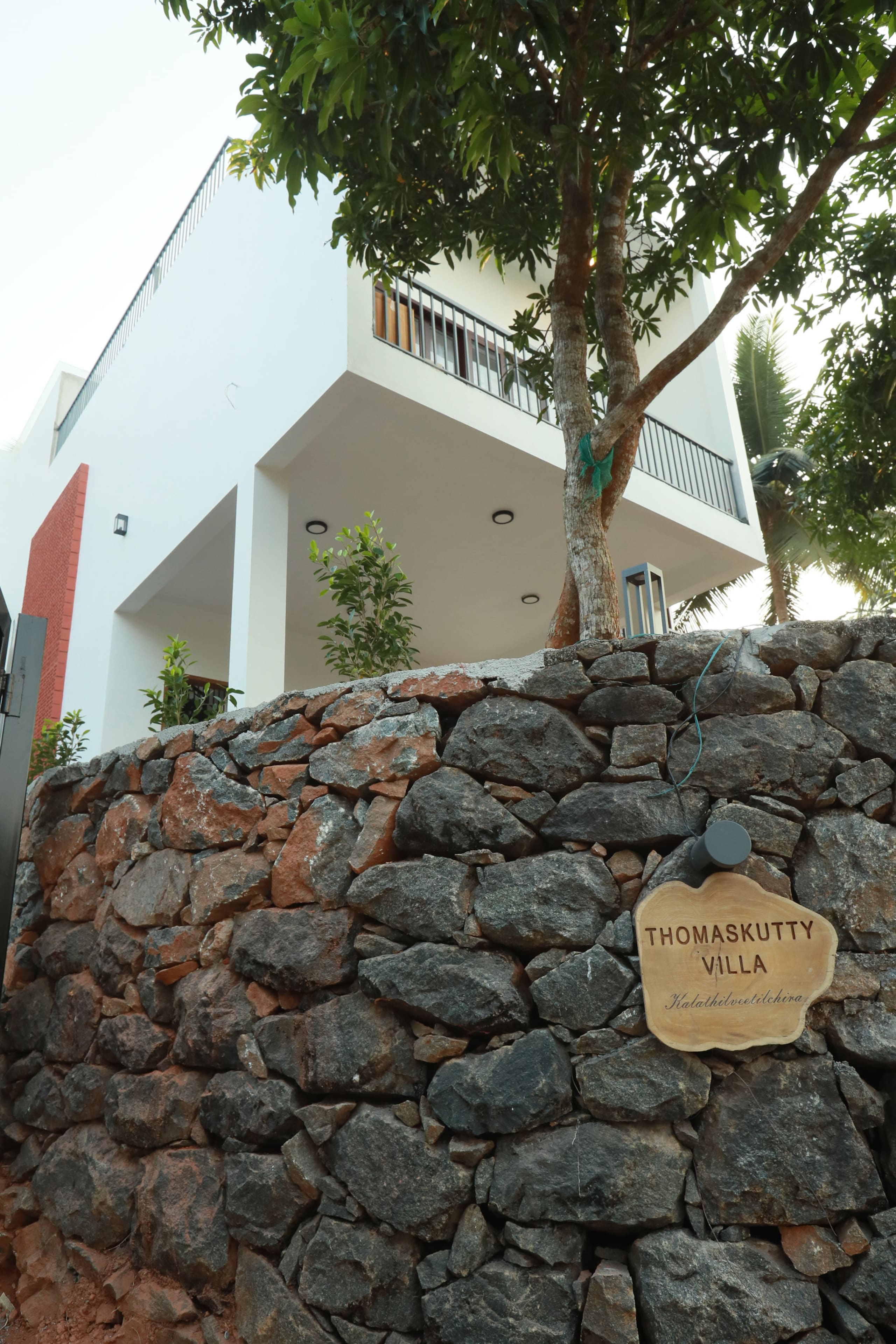 Thomaskutty Villa, 3BHK @ Calicut, Near Med Clg