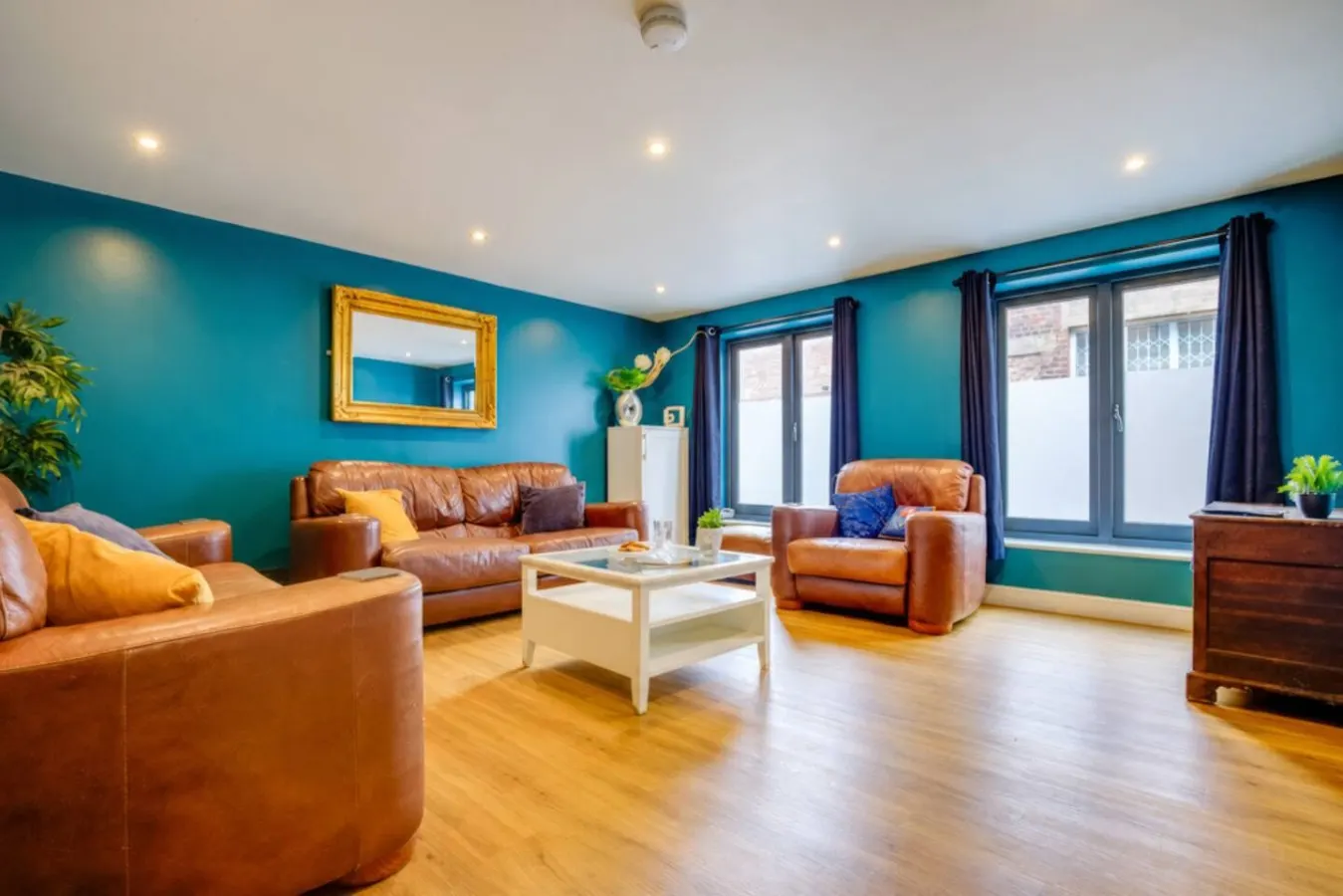 Spacious 4 BR Kelham Stay 8 Beds 10 Guests 1