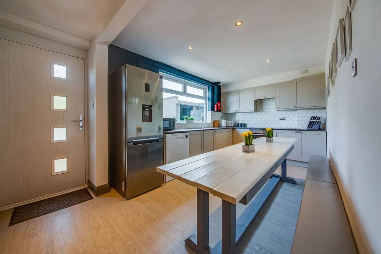 Beautiful Harborough Avenue - 6 Bed House 10