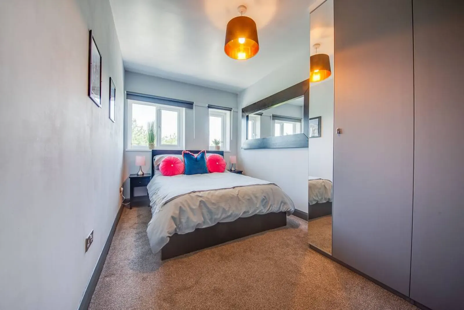 Beautiful Harborough Avenue - 6 Bed House 15