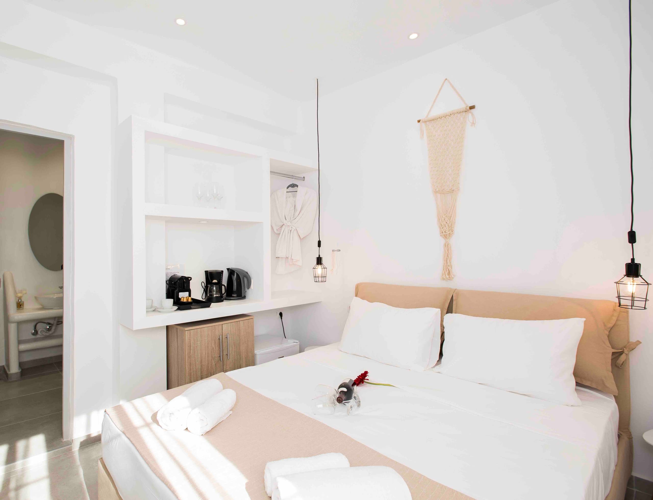Myconian Little Venice Grand Suite with Sea View 7