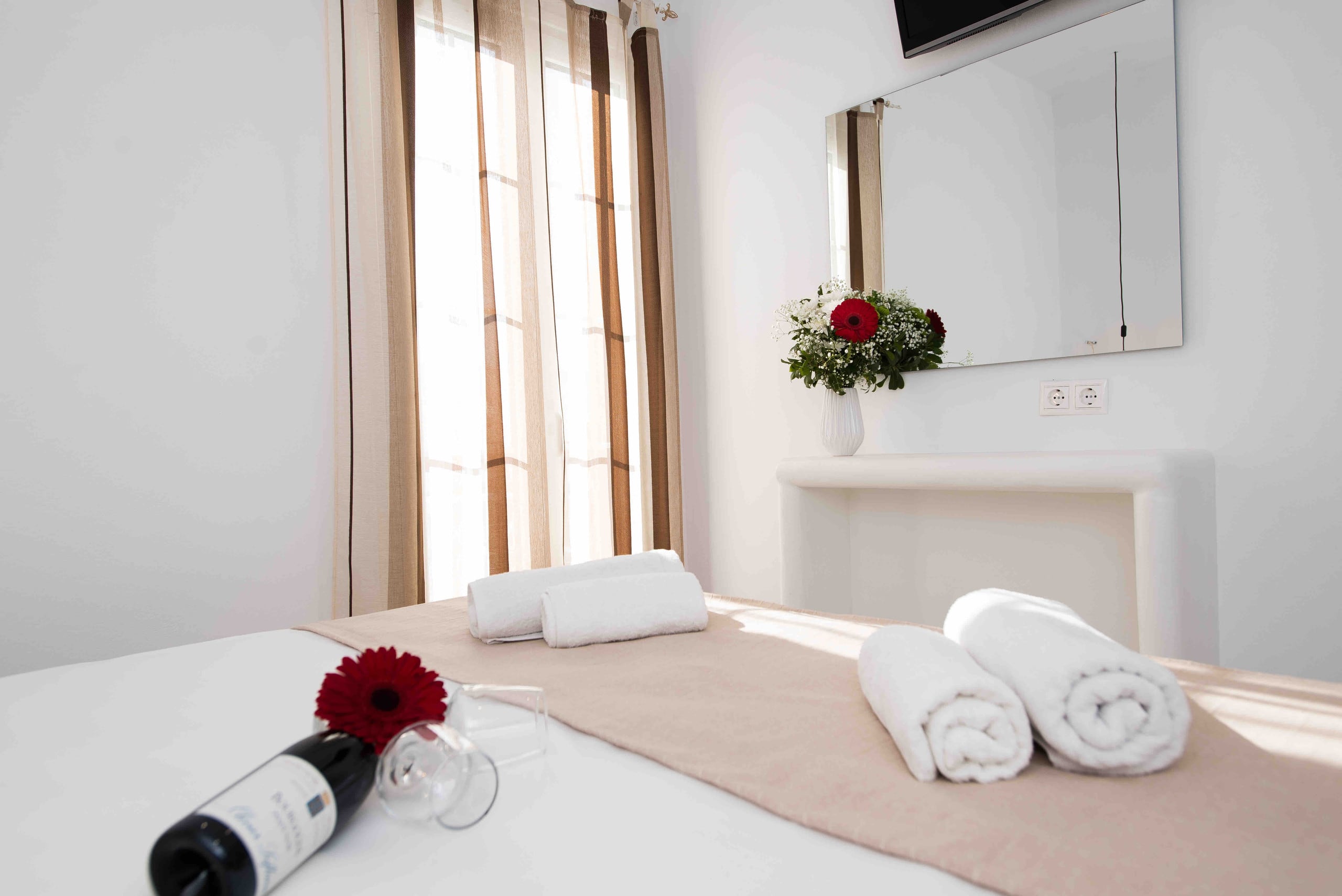 Myconian Little Venice Grand Suite with Sea View 36