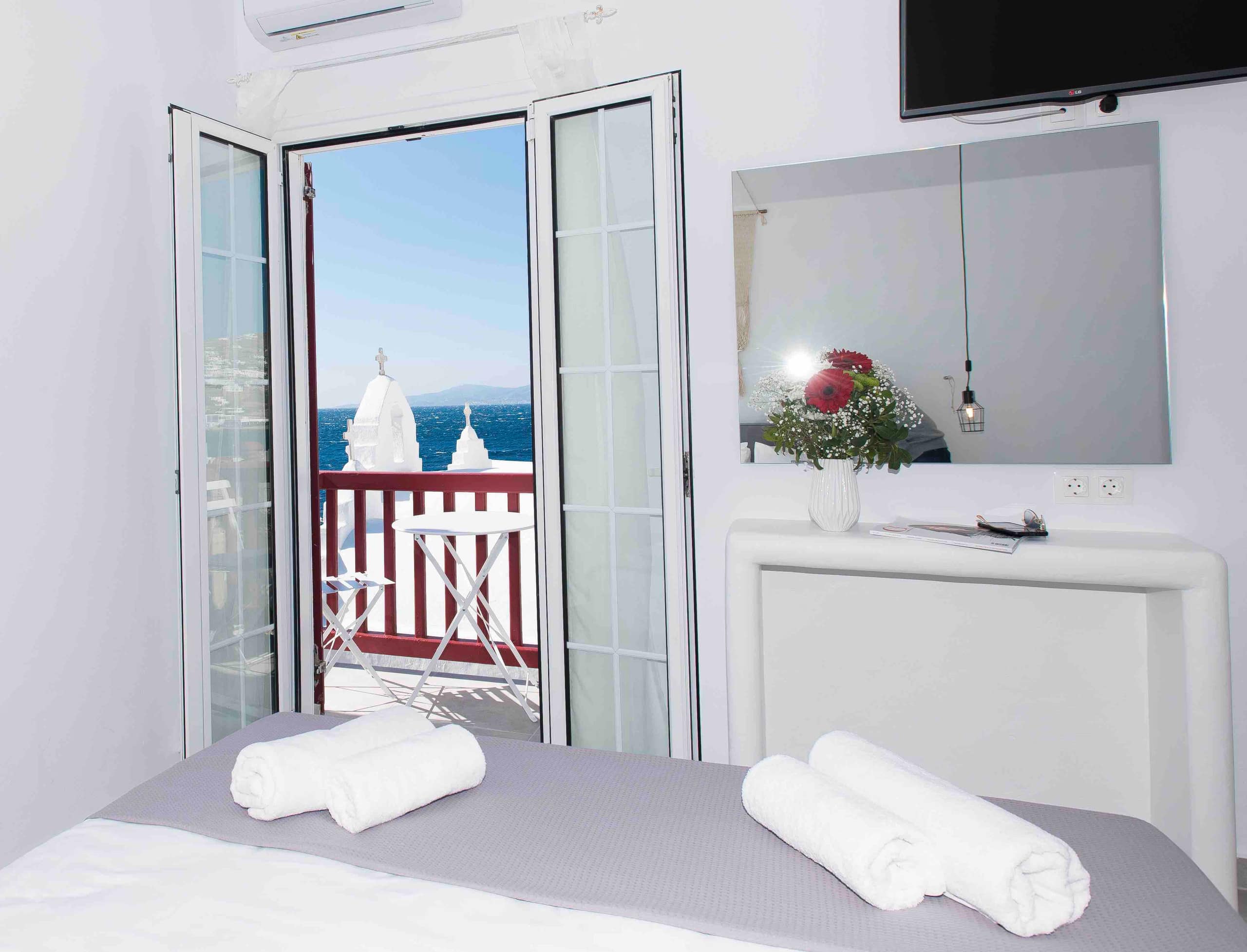 Myconian Little Venice Grand Suite with Sea View 16