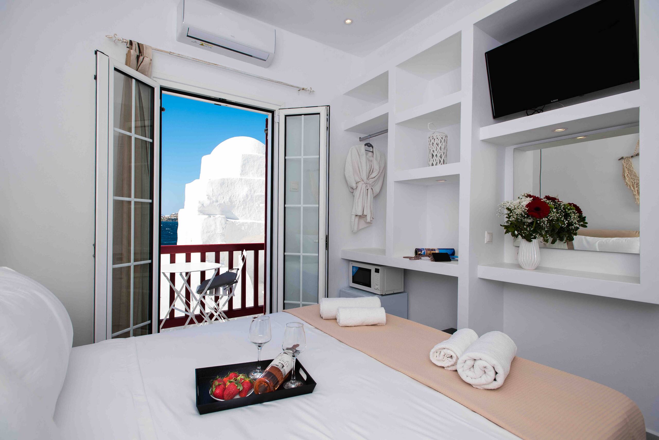 Myconian Little Venice Grand Suite with Sea View 32