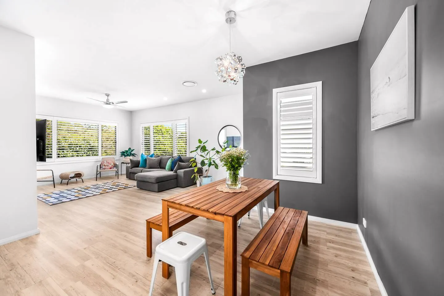 Jacaranda - Tranquil Retreat - Near Glenrock & CBD 15