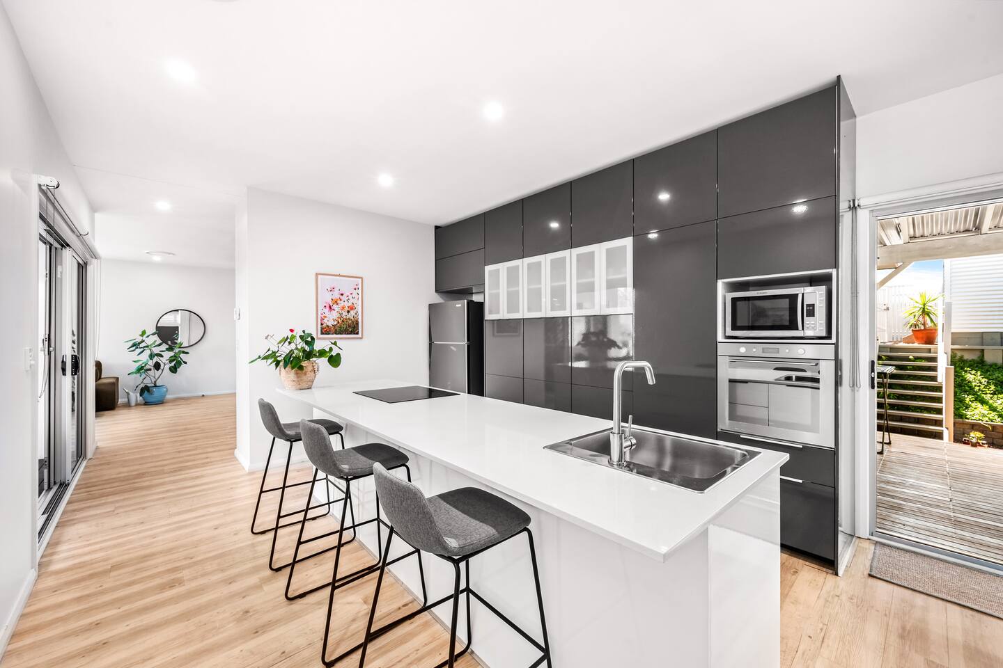 Jacaranda - Tranquil Retreat - Near Glenrock & CBD — photo 4