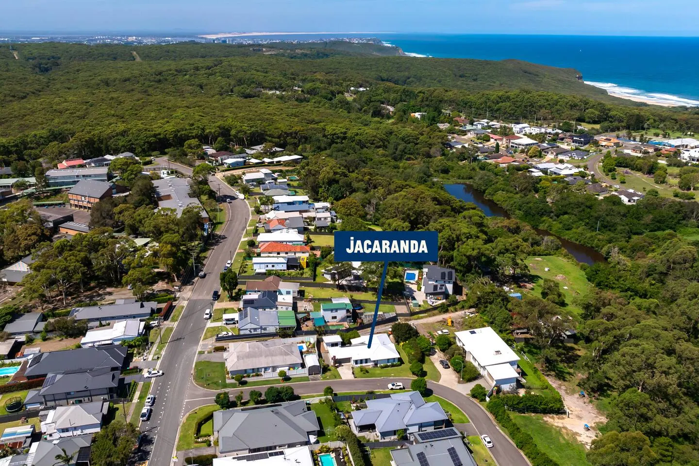 Jacaranda - Tranquil Retreat - Near Glenrock & CBD 7