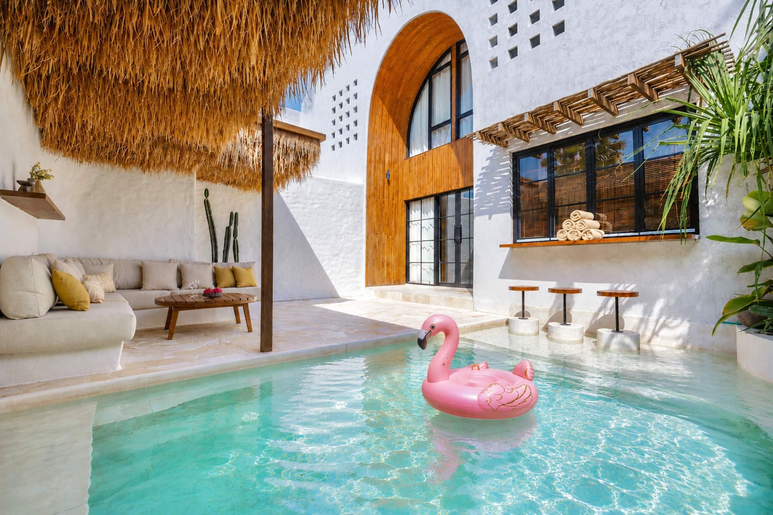 Canggu 250m² Lux 3BR Lounge Pool near Finns|Atlas