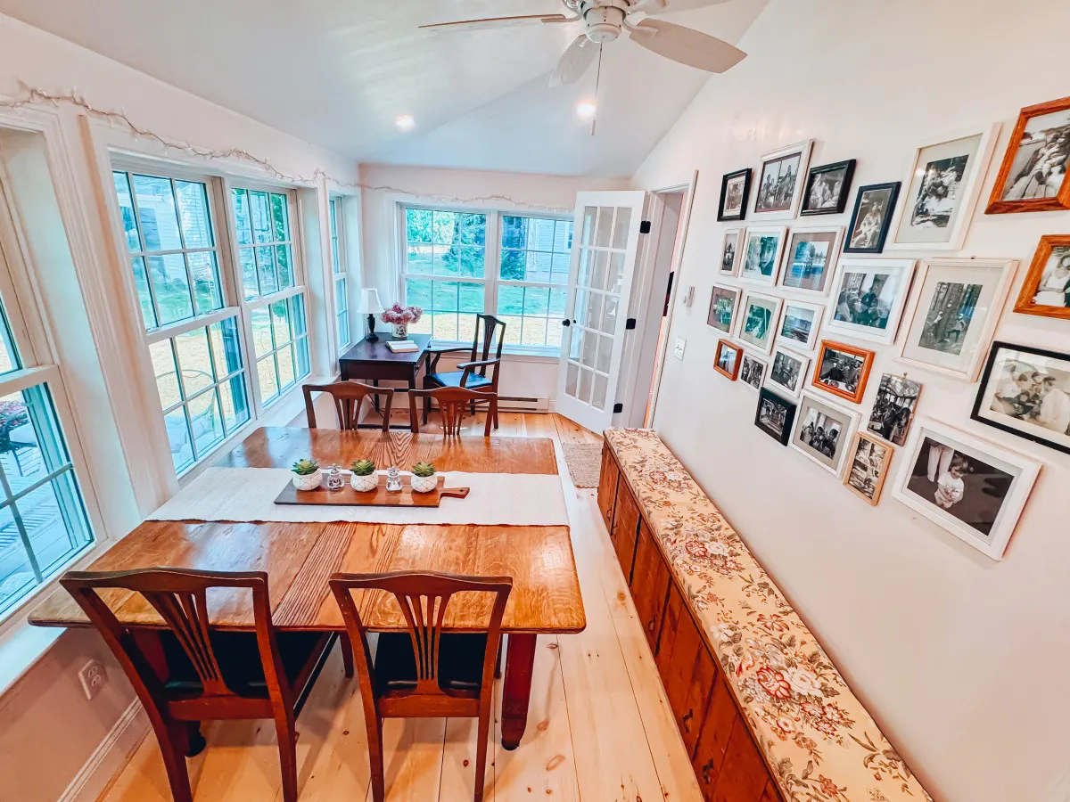 Location & Light! 3 Bed right in N.Conway Village 4