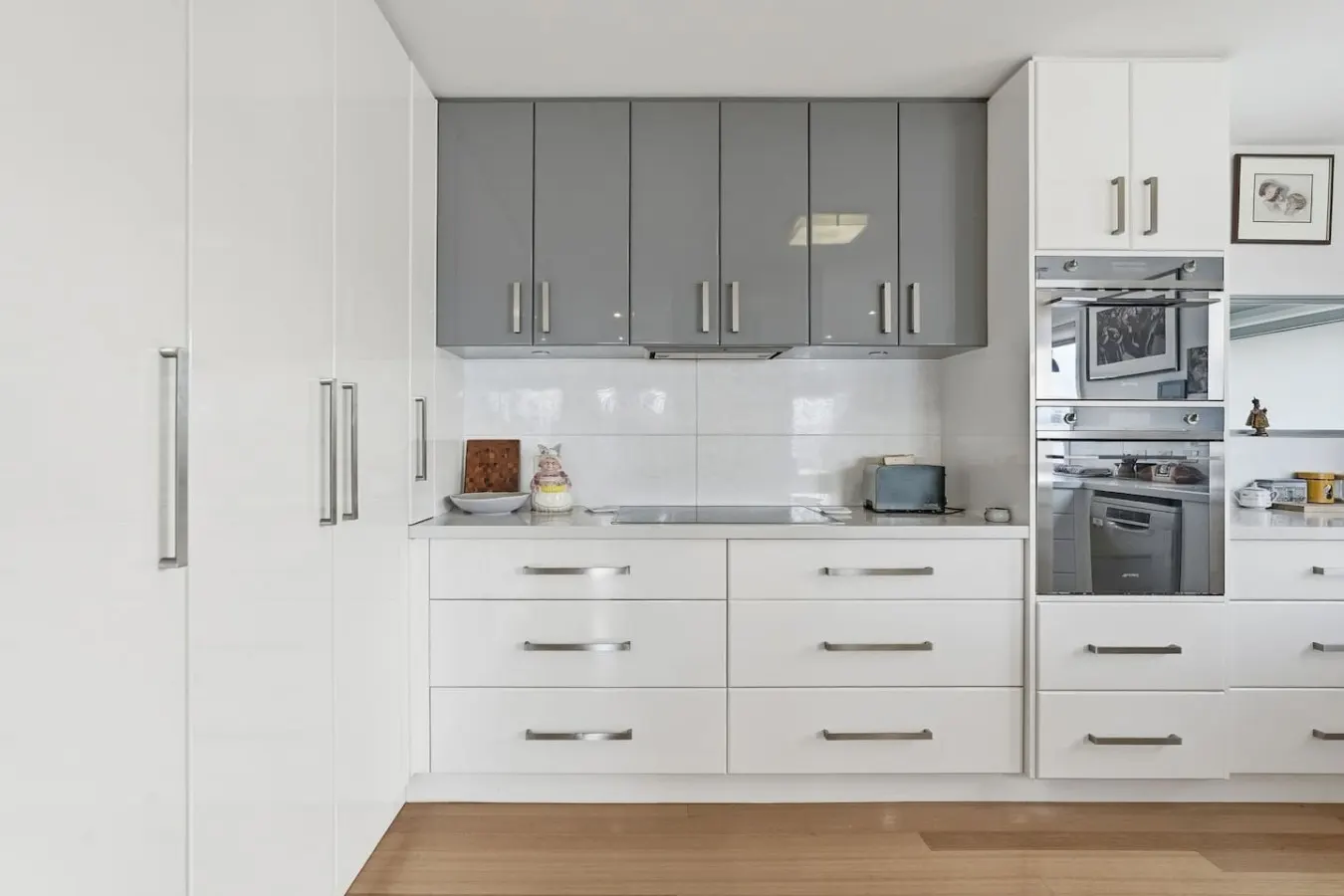 Beachfront Beauty Bellerive 14
