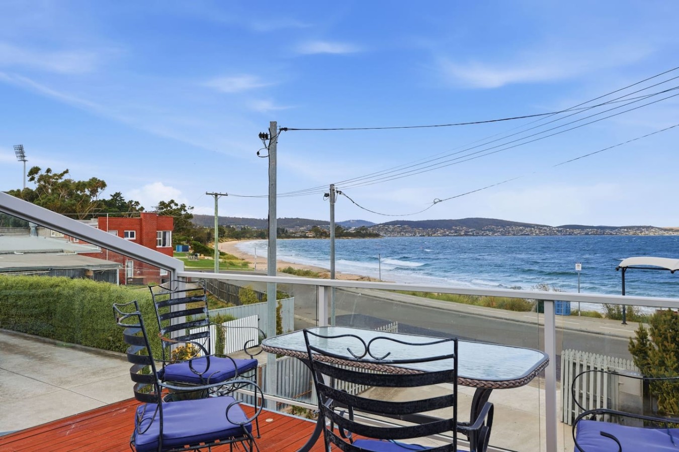 Beachfront Beauty Bellerive — photo 4