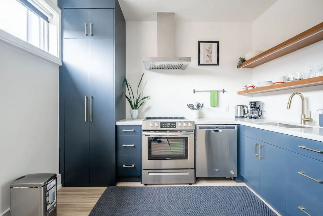 Designer Studio Prime Location Modern Design 10