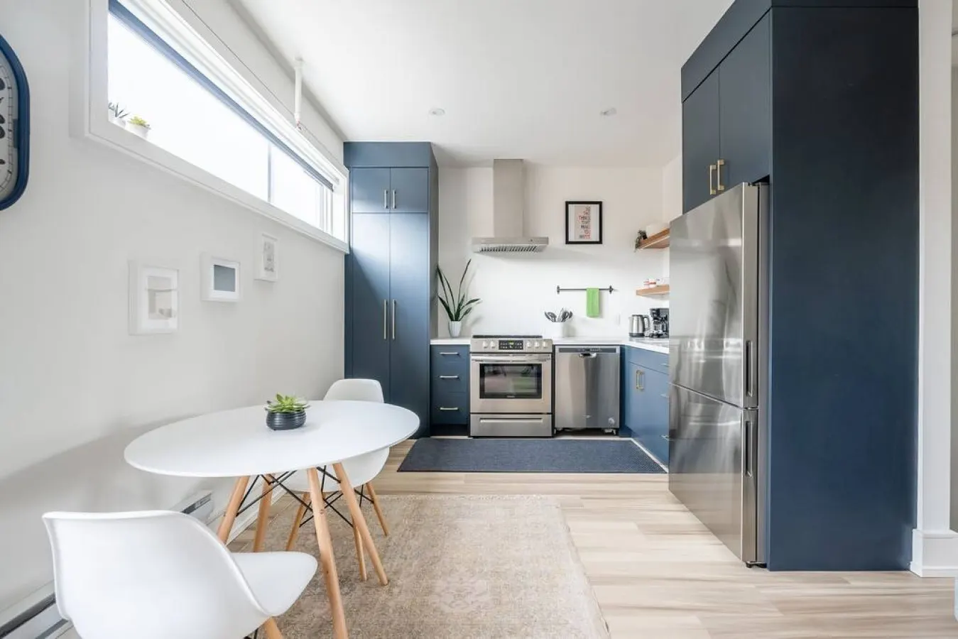 Designer Studio Prime Location Modern Design 12