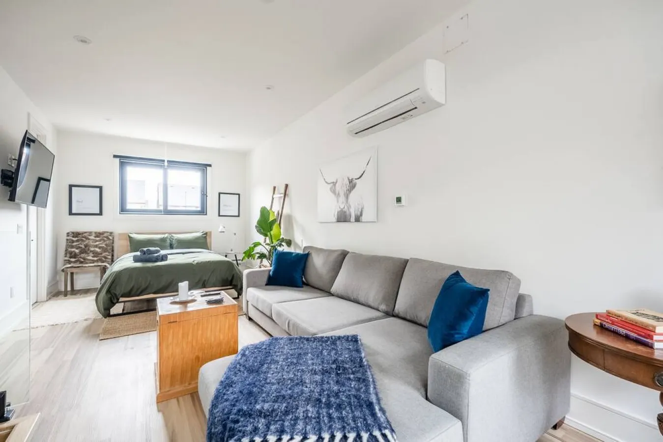 Designer Studio Prime Location Modern Design 6