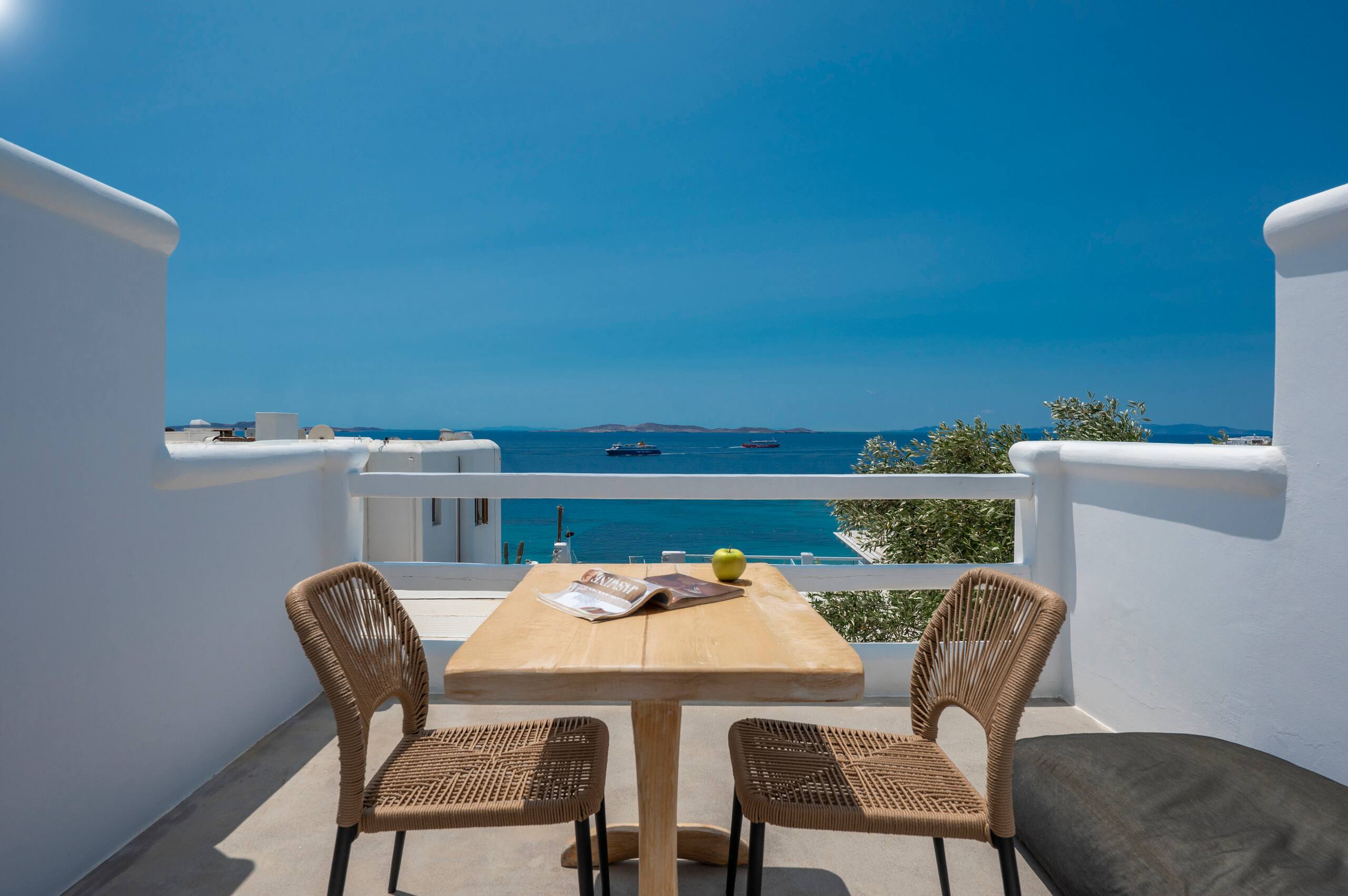 Sea View Suite with Balcony | Flaskos Suites 7