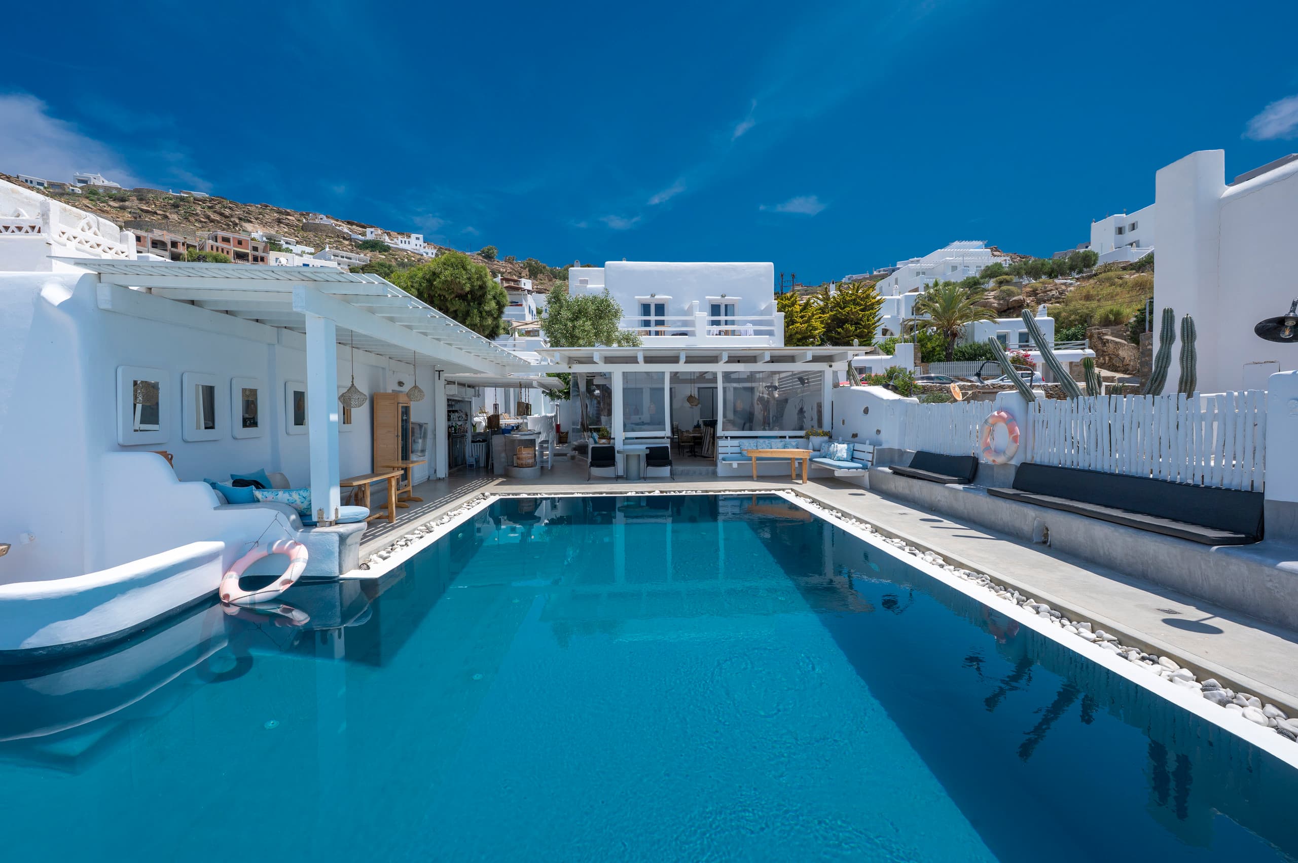 Sea View Suite with Balcony | Flaskos Suites 39