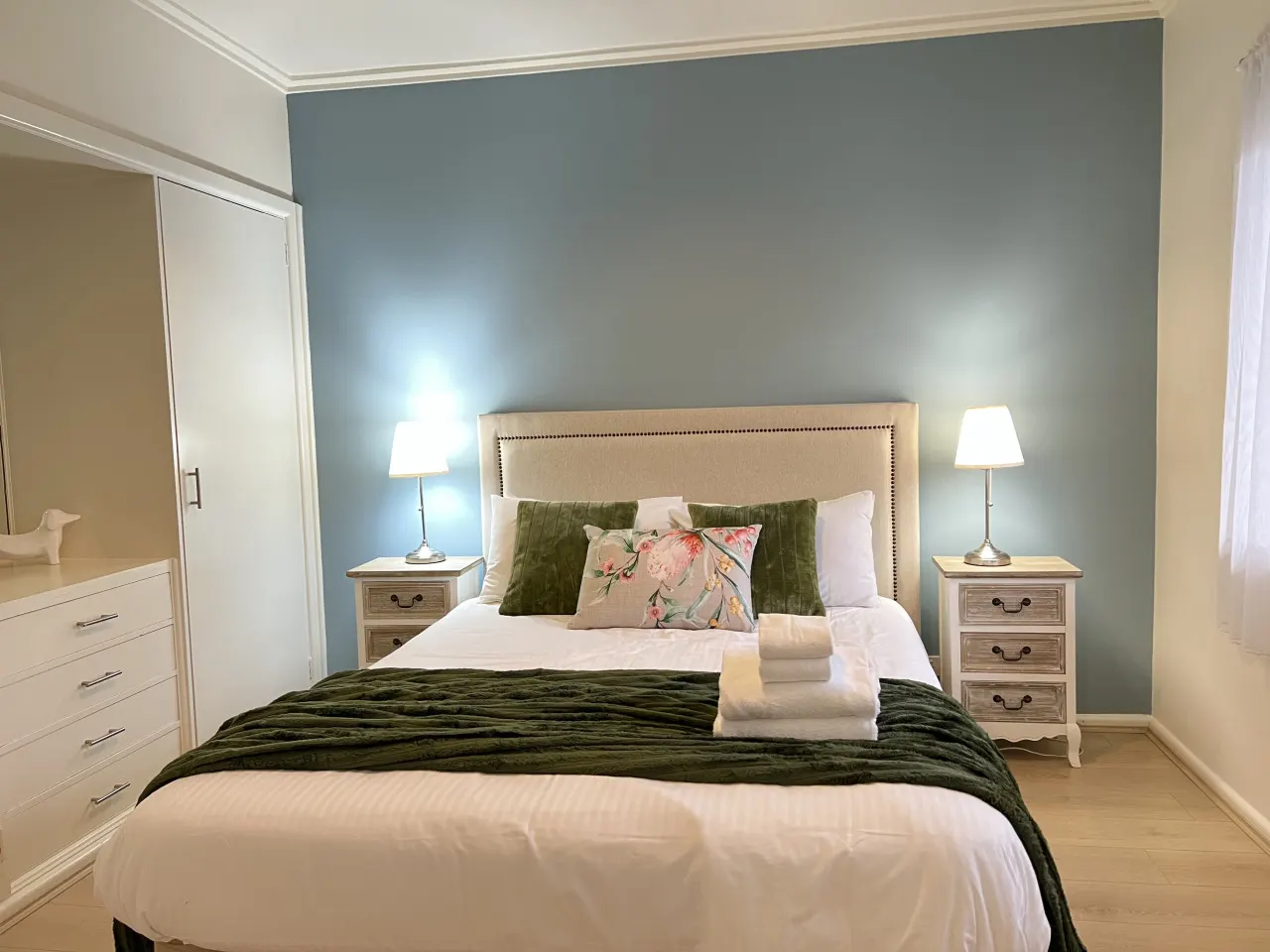 Geelong CBD Apartment short & long term stays