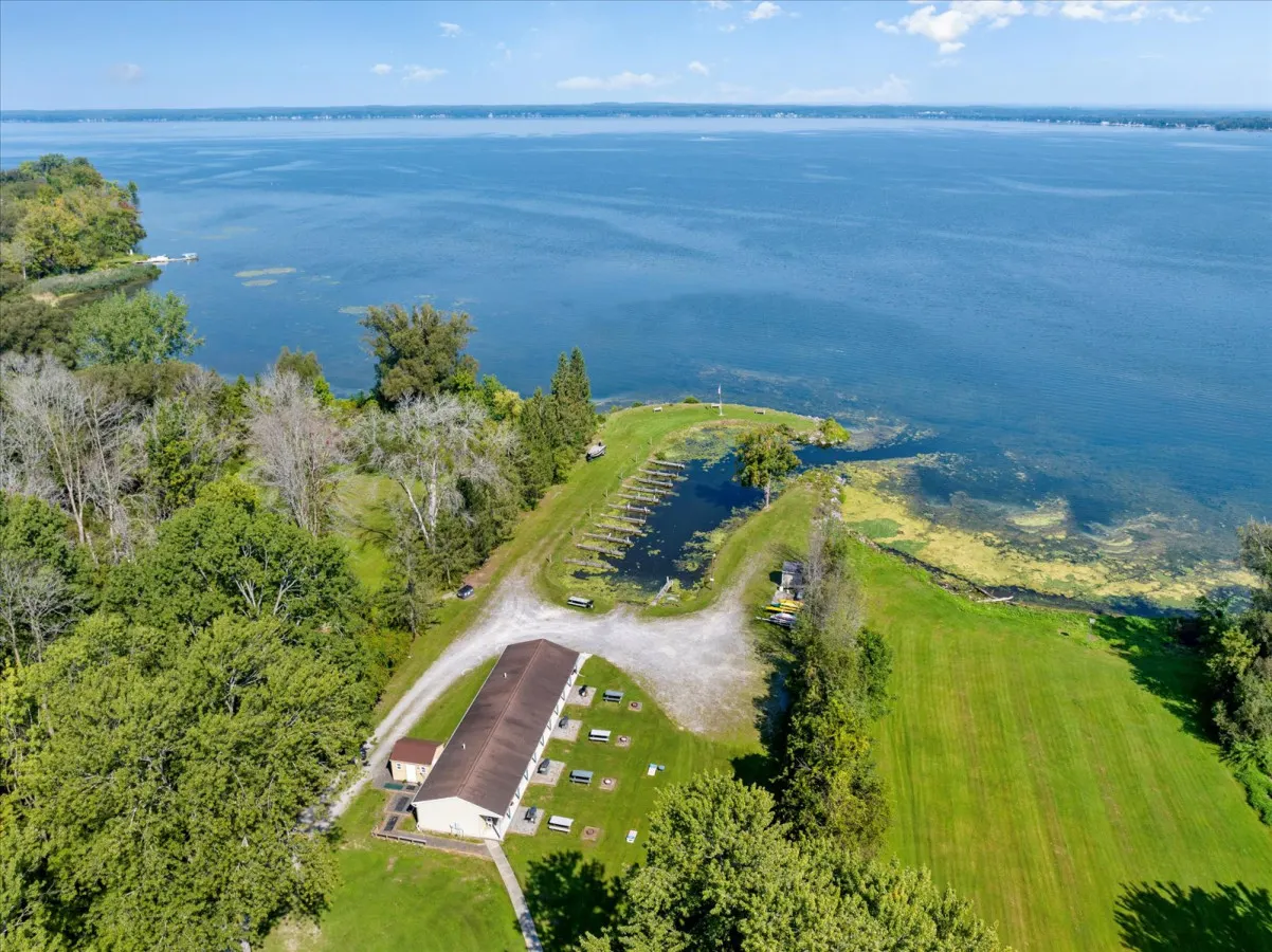Hidden Harbor Marina Unit 3 - Oneida Lake's Premier Fishing Paradise! — photo 3
