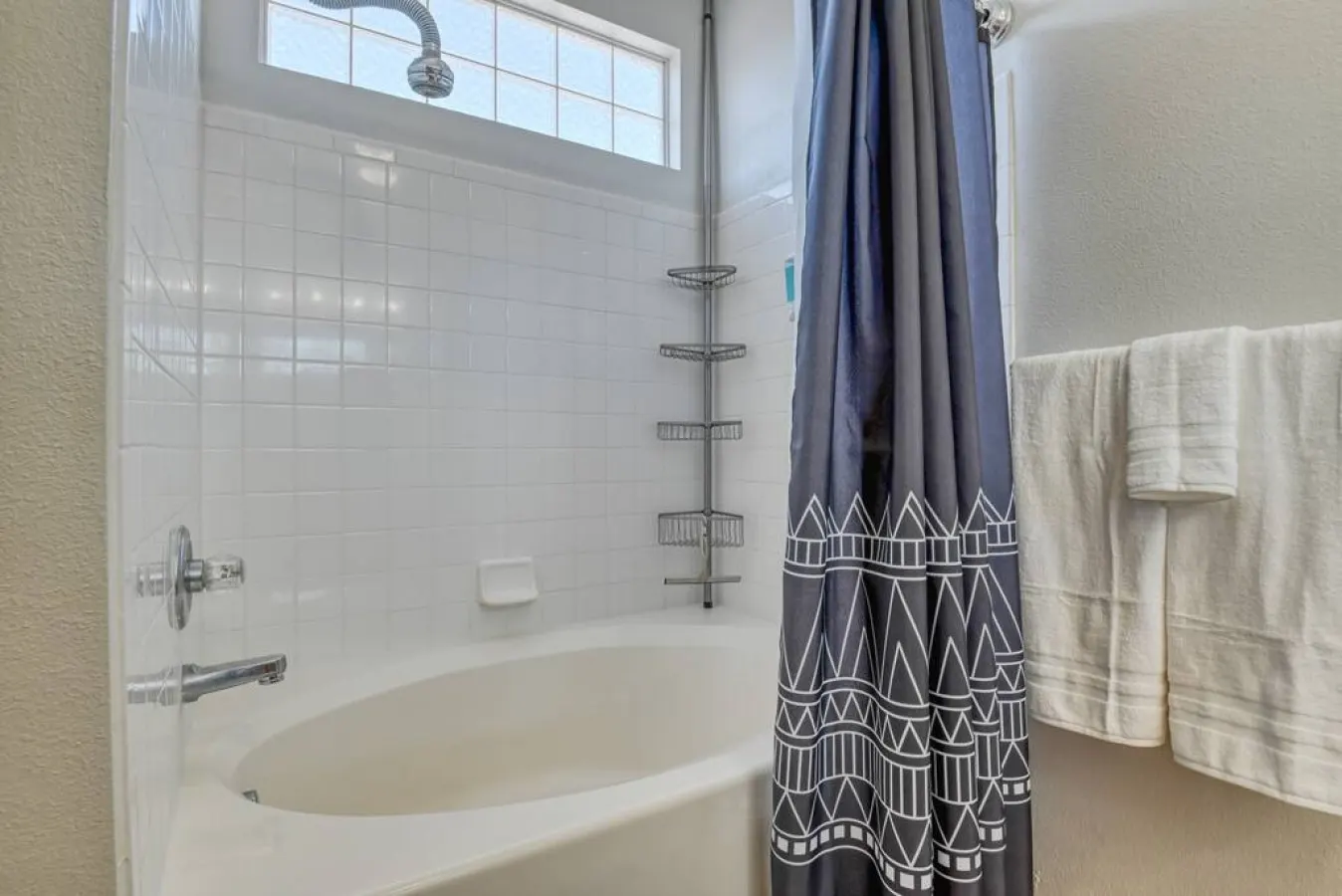 Spacious 6-Bedroom Near USAFA - Sleeps 12 Comfortably! * Pet Friendly * 11
