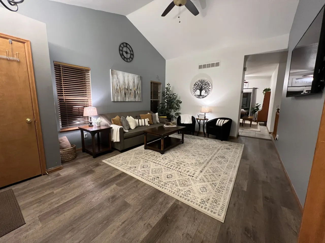 Spacious 6-Bedroom Near USAFA - Sleeps 12 Comfortably! * Pet Friendly * 19